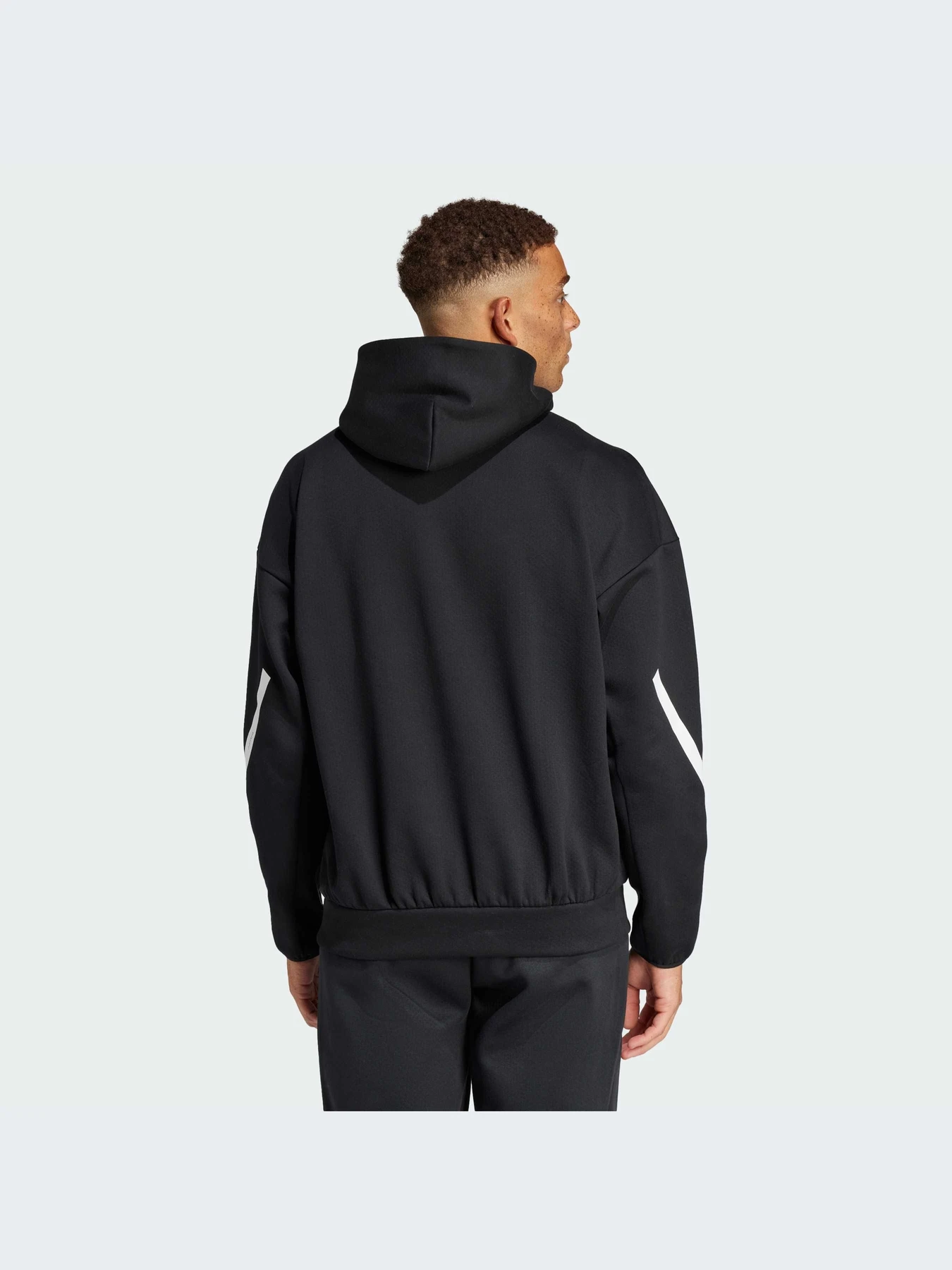 Худи и свитшоты Adidas ZNE модель JP0371-KZ Худи и свитшоты Adidas ZNE модель JP0371-KZ Фото
