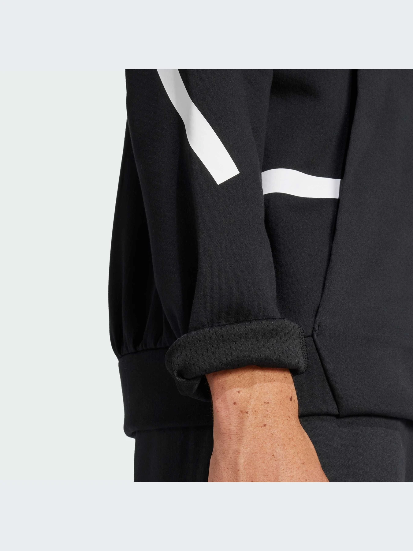 Худи и свитшоты Adidas ZNE модель JP0371-KZ Худи и свитшоты Adidas ZNE модель JP0371-KZ Фото