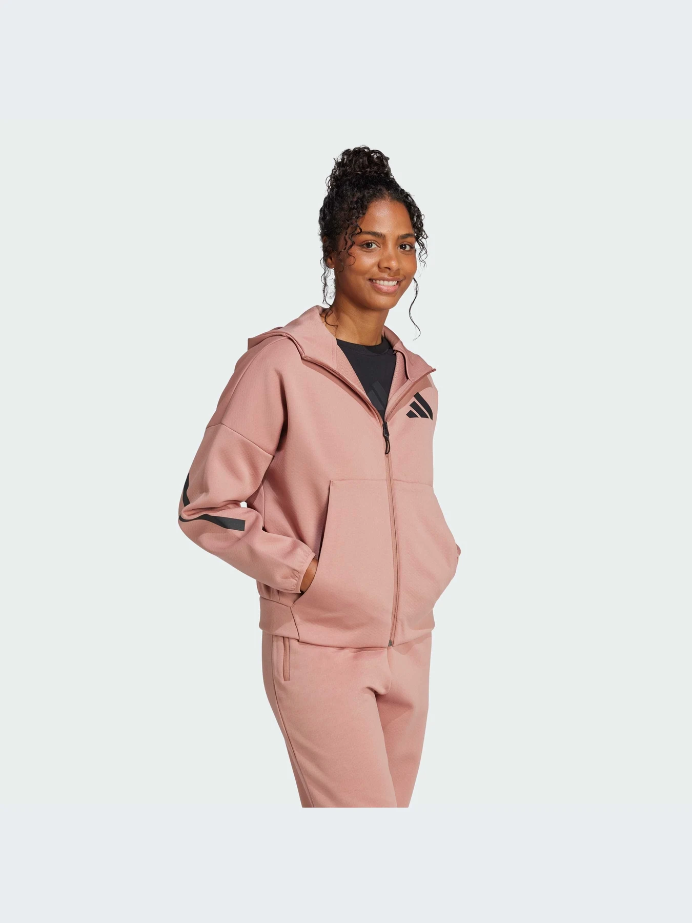 Худи и свитшоты Adidas ZNE модель JC5394-KZ Худи и свитшоты Adidas ZNE модель JC5394-KZ Фото
