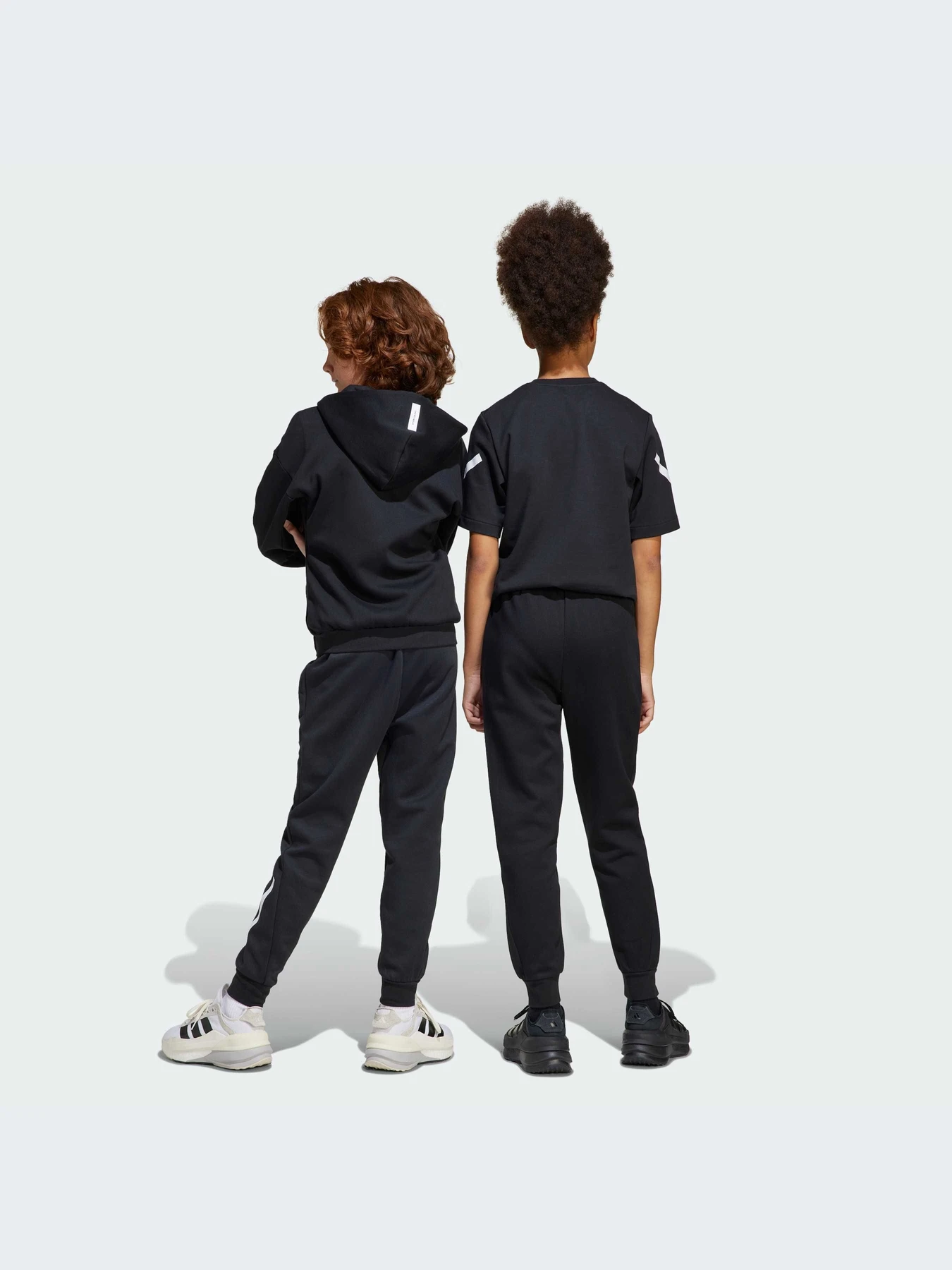 Брюки Adidas ZNE модель JD0006-KZ Брюки Adidas ZNE модель JD0006-KZ Фото