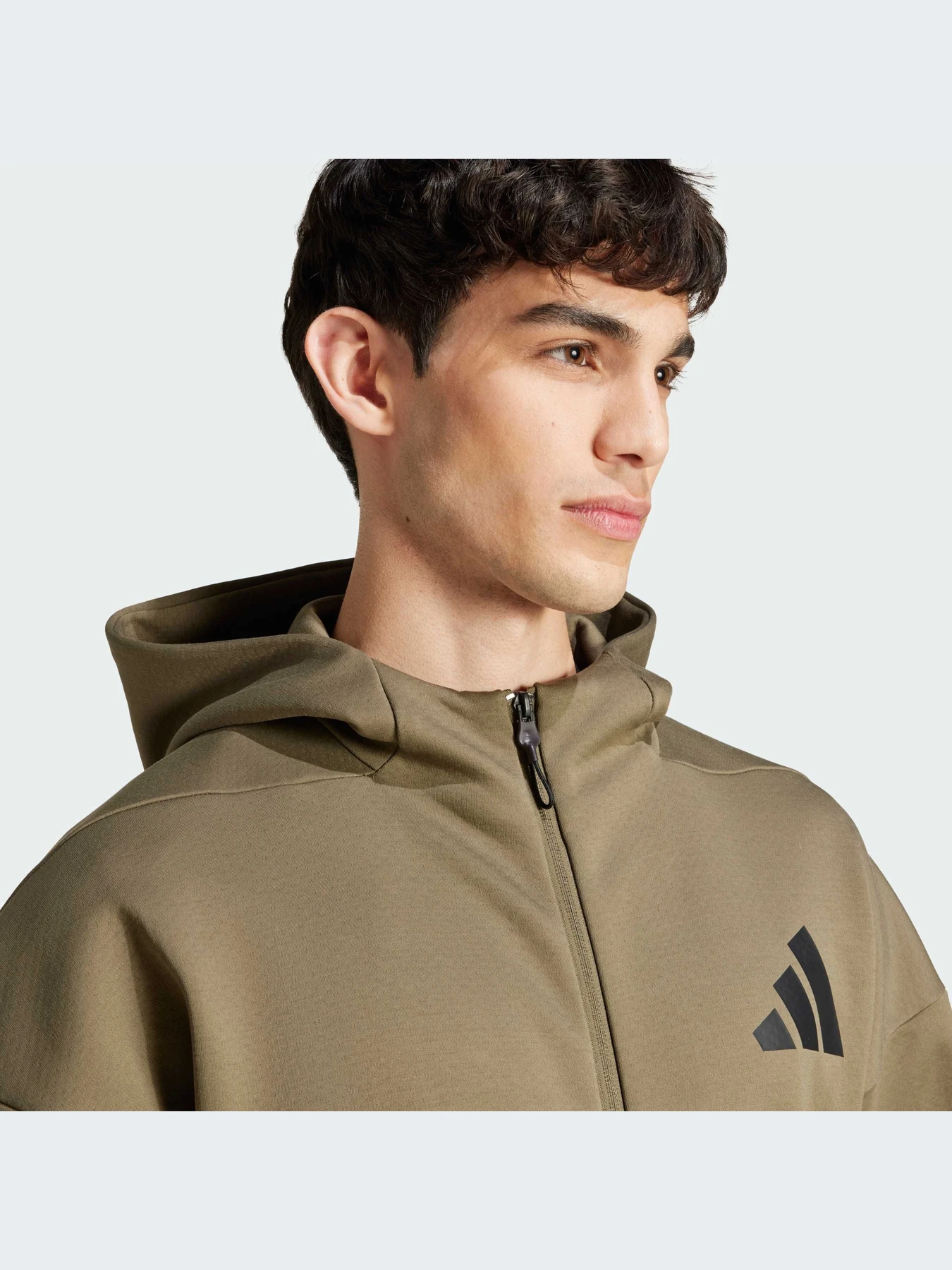 Худи и свитшоты Adidas ZNE модель JD2910-KZ Худи и свитшоты Adidas ZNE модель JD2910-KZ Фото