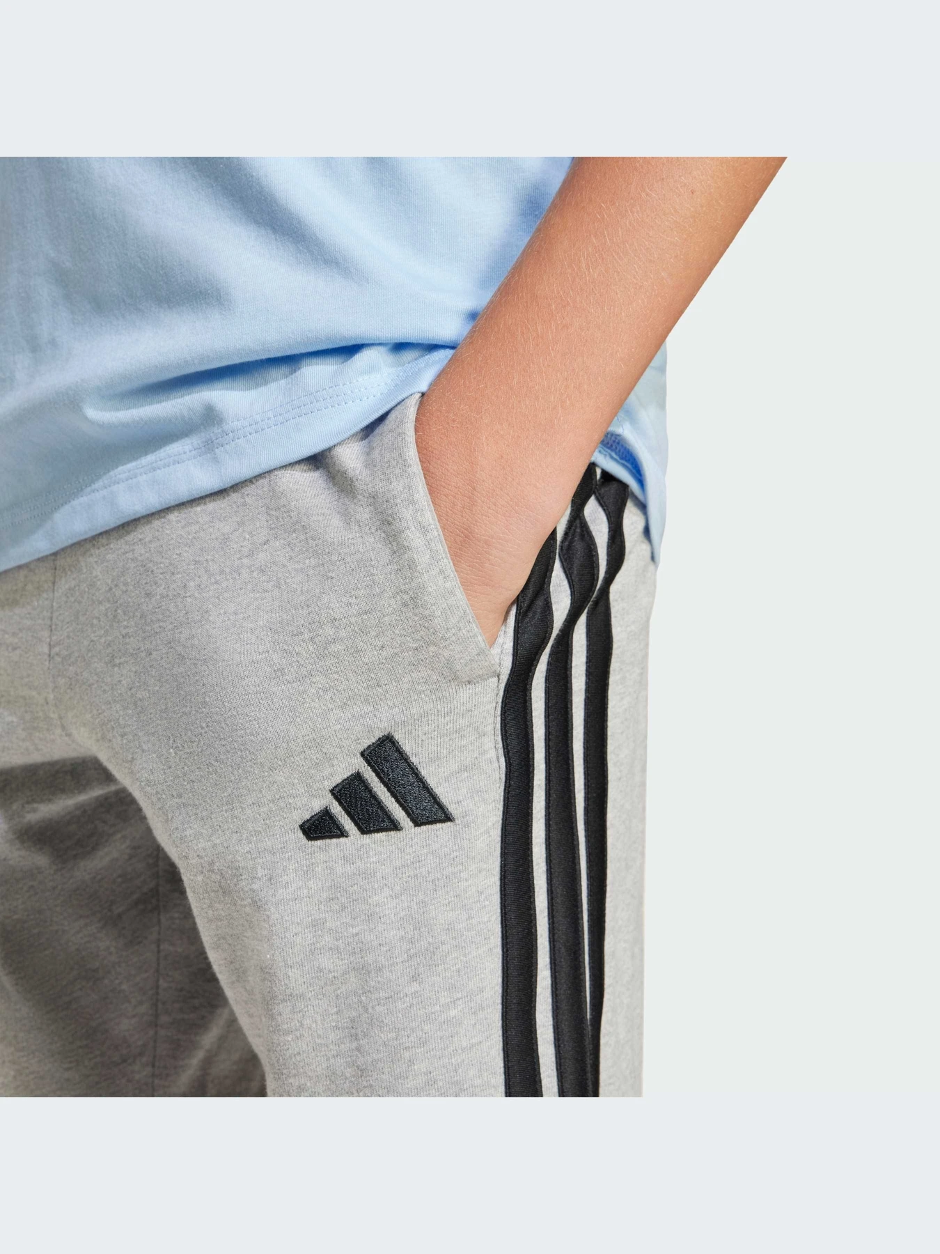 Шорты Adidas модель JD6496-KZ Шорты Adidas модель JD6496-KZ Фото