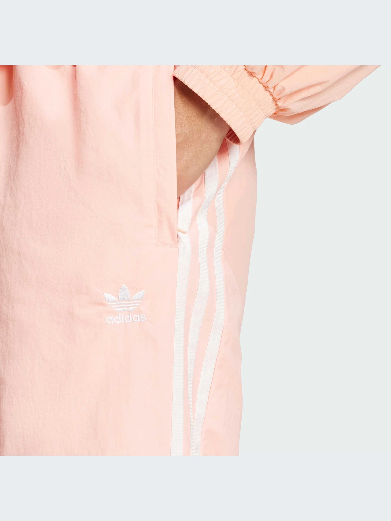 Брюки Adidas Adicolor модель JN5993-KZ Брюки Adidas Adicolor модель JN5993-KZ Фото