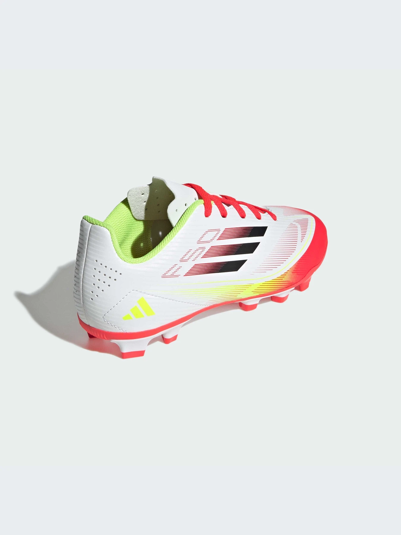 Кроссовки Adidas модель IE1309-KZ Кроссовки Adidas модель IE1309-KZ Фото