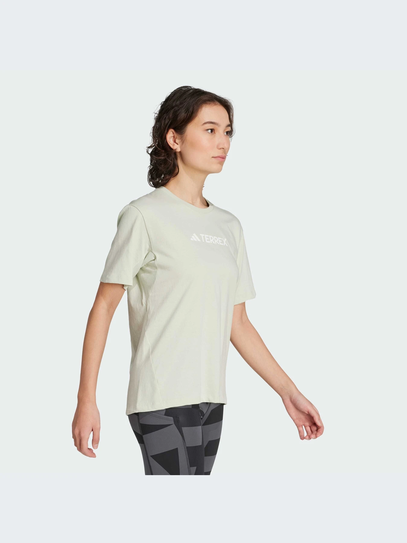 Футболки и поло Adidas модель JF9133-KZ Футболки и поло Adidas модель JF9133-KZ Фото