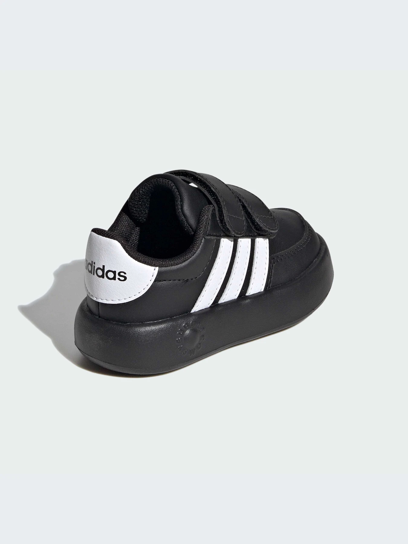 Кроссовки Adidas модель ID5277-KZ Кроссовки Adidas модель ID5277-KZ Фото