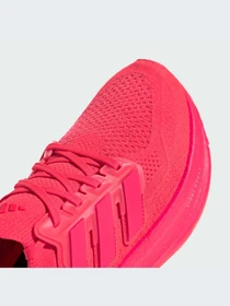Кроссовки Adidas Ultraboost модель IE1111-KZ Фото