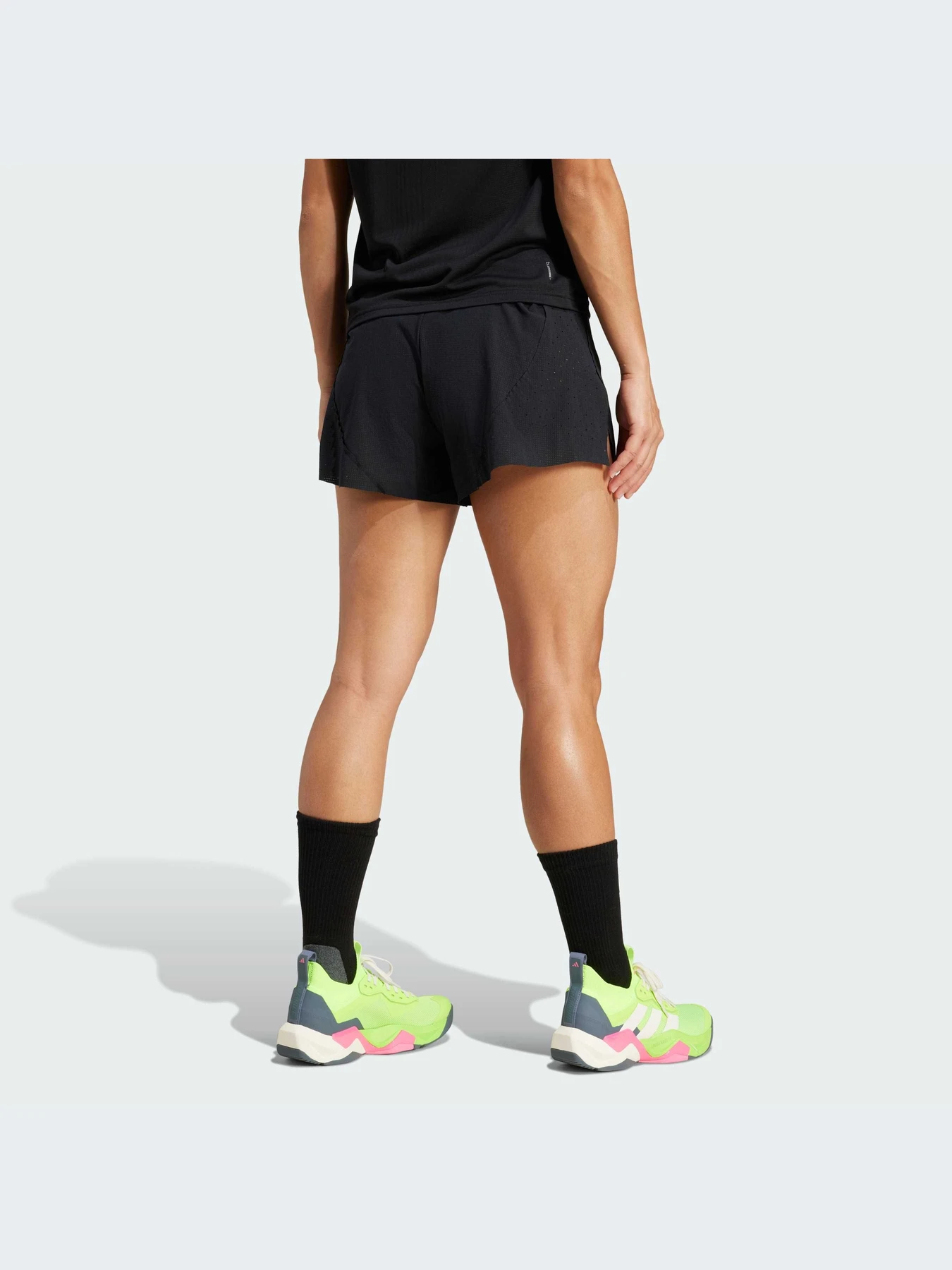 Шорты Adidas модель JH3784-KZ Шорты Adidas модель JH3784-KZ Фото