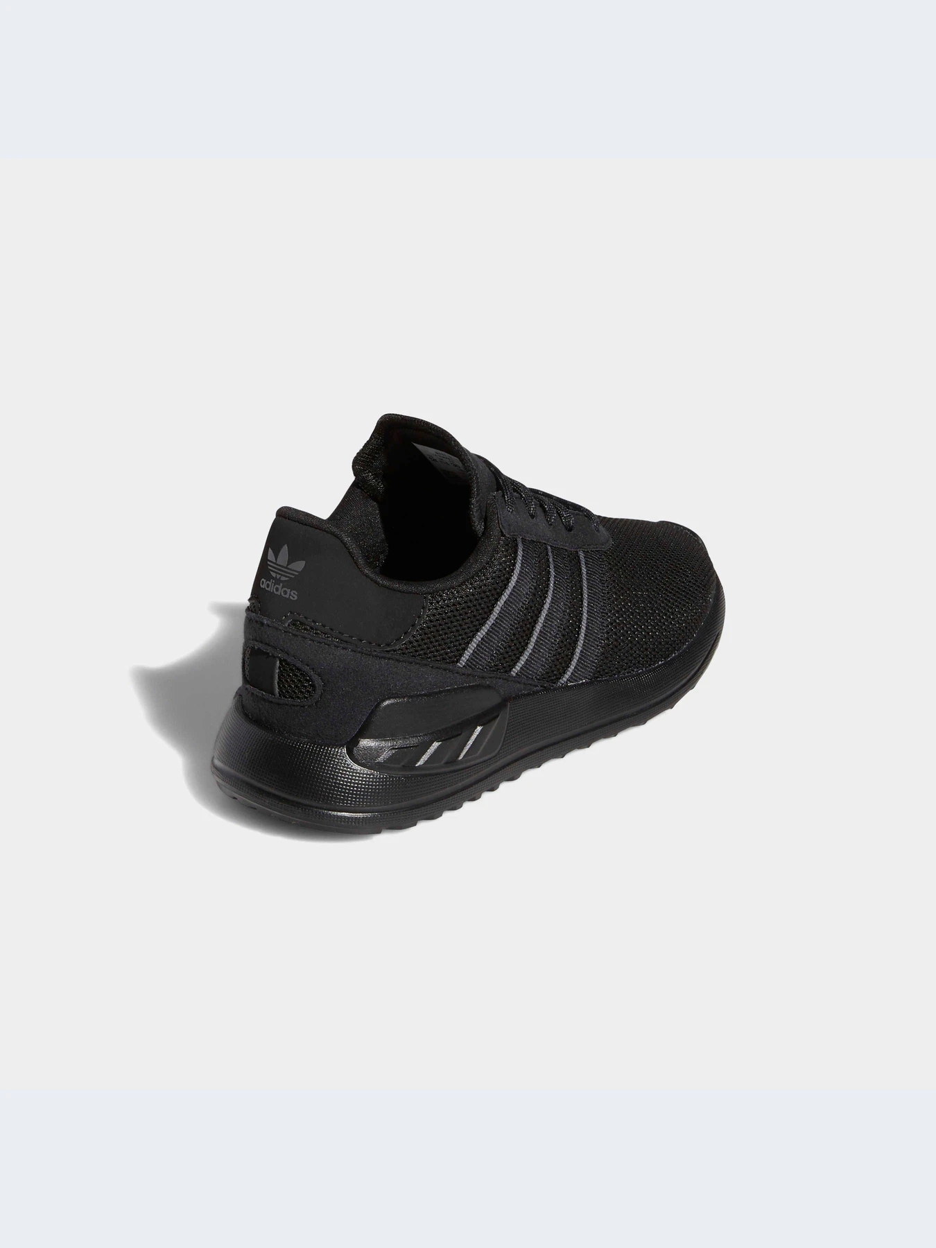 Кроссовки Adidas модель FW8274-KZ Кроссовки Adidas модель FW8274-KZ Фото