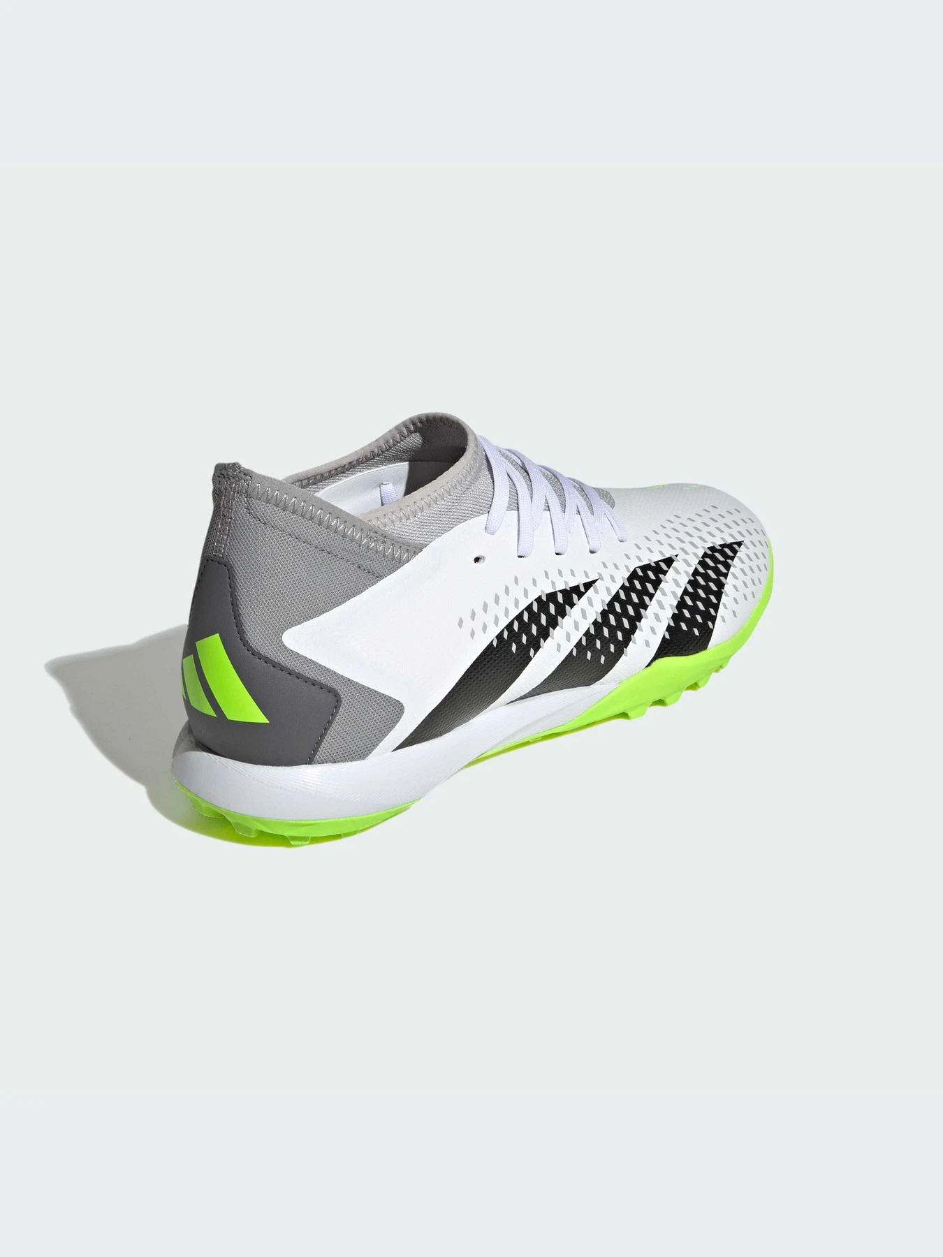 Кроссовки Adidas Predator модель GZ0004-KZ Кроссовки Adidas Predator модель GZ0004-KZ Фото