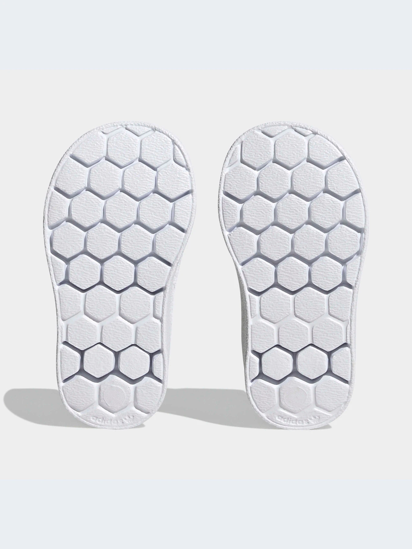 Кроссовки Adidas модель GX3228-KZ Кроссовки Adidas модель GX3228-KZ Фото