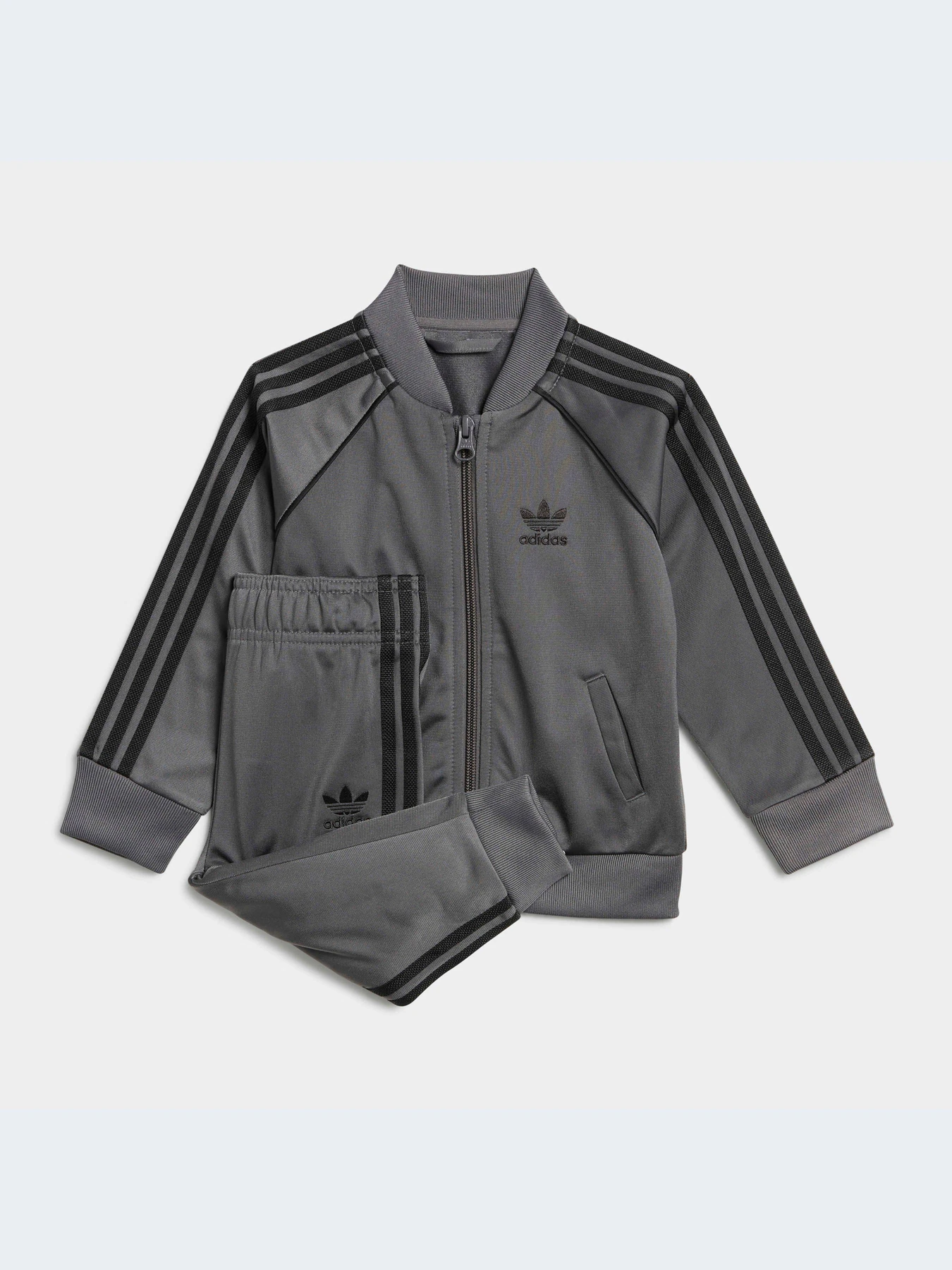 Костюмы Adidas модель IJ5404-KZ Костюмы Adidas модель IJ5404-KZ Фото