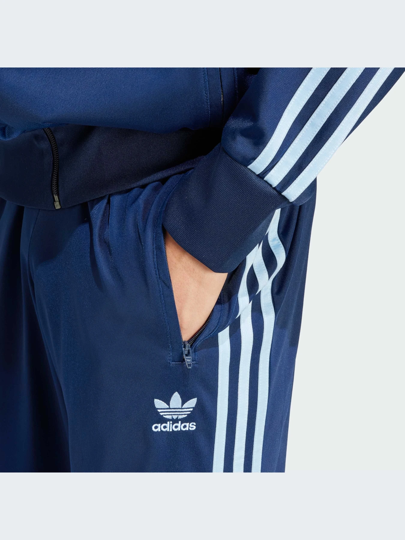 Брюки Adidas модель JP2540-KZ Брюки Adidas модель JP2540-KZ Фото