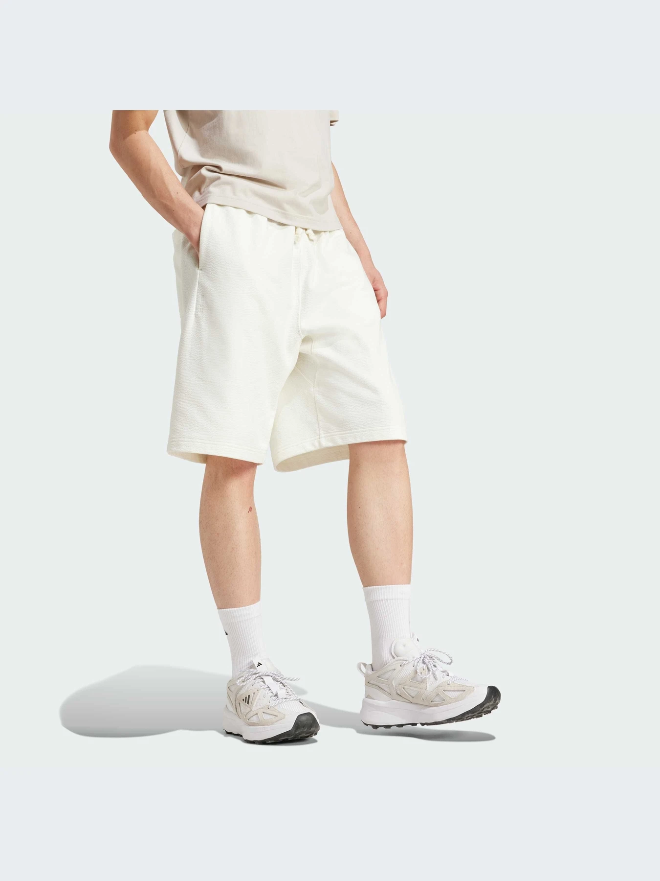 Шорты Adidas модель JP0177-KZ Шорты Adidas модель JP0177-KZ Фото