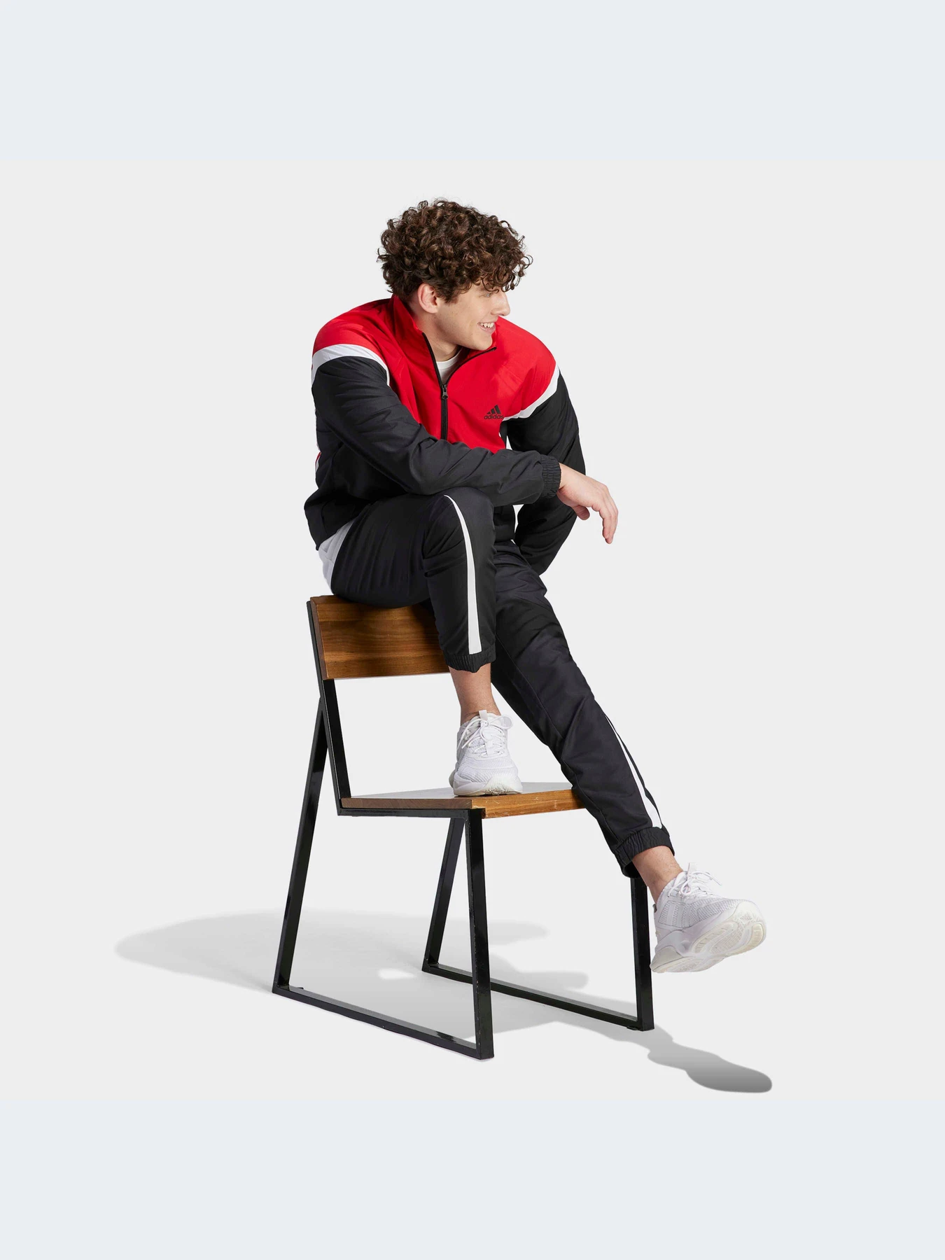 Костюмы Adidas модель IJ6073-KZ Костюмы Adidas модель IJ6073-KZ Фото