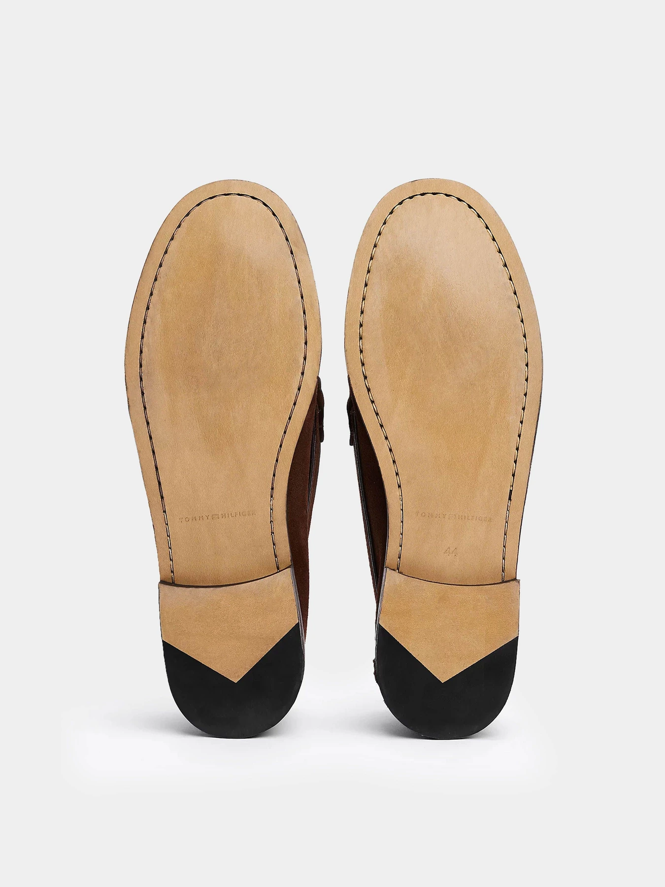 Туфли и лоферы Tommy Hilfiger модель FM0FM05363-GV0 Туфли и лоферы Tommy Hilfiger модель FM0FM05363-GV0 Фото