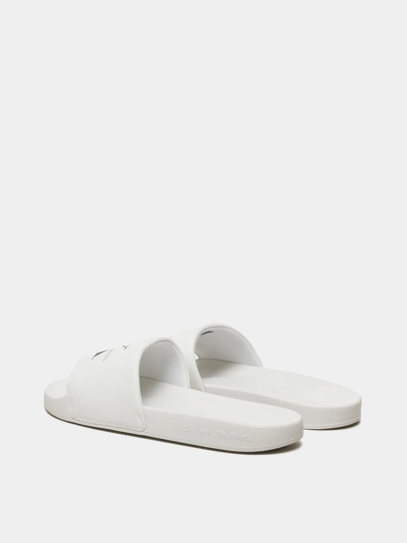 Шлёпанцы Calvin Klein модель YW0YW01835-01W Шлёпанцы Calvin Klein модель YW0YW01835-01W Фото
