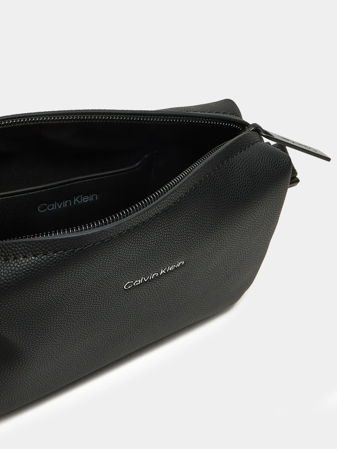 Сумки Calvin Klein модель K50K512761-BEH Фото
