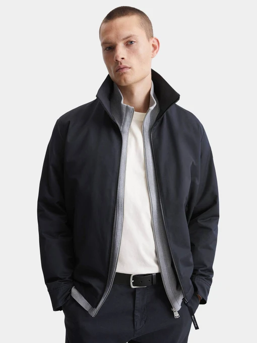 Куртки и дубленки Marc O’Polo модель 520007370404_898 Фото