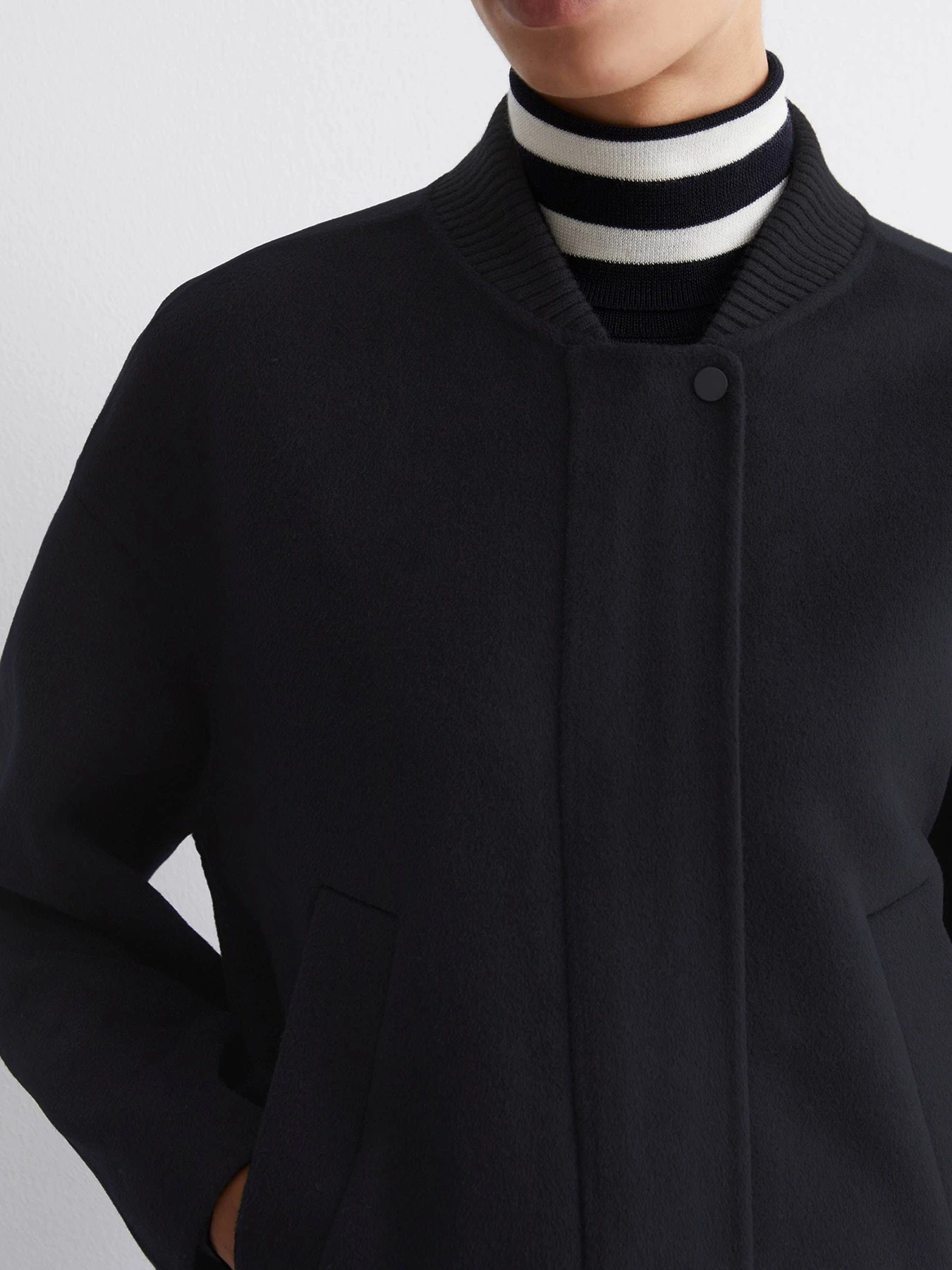 Пальто и плащи Marc O’Polo модель 500005170081_888 Пальто и плащи Marc O’Polo модель 500005170081_888 Фото