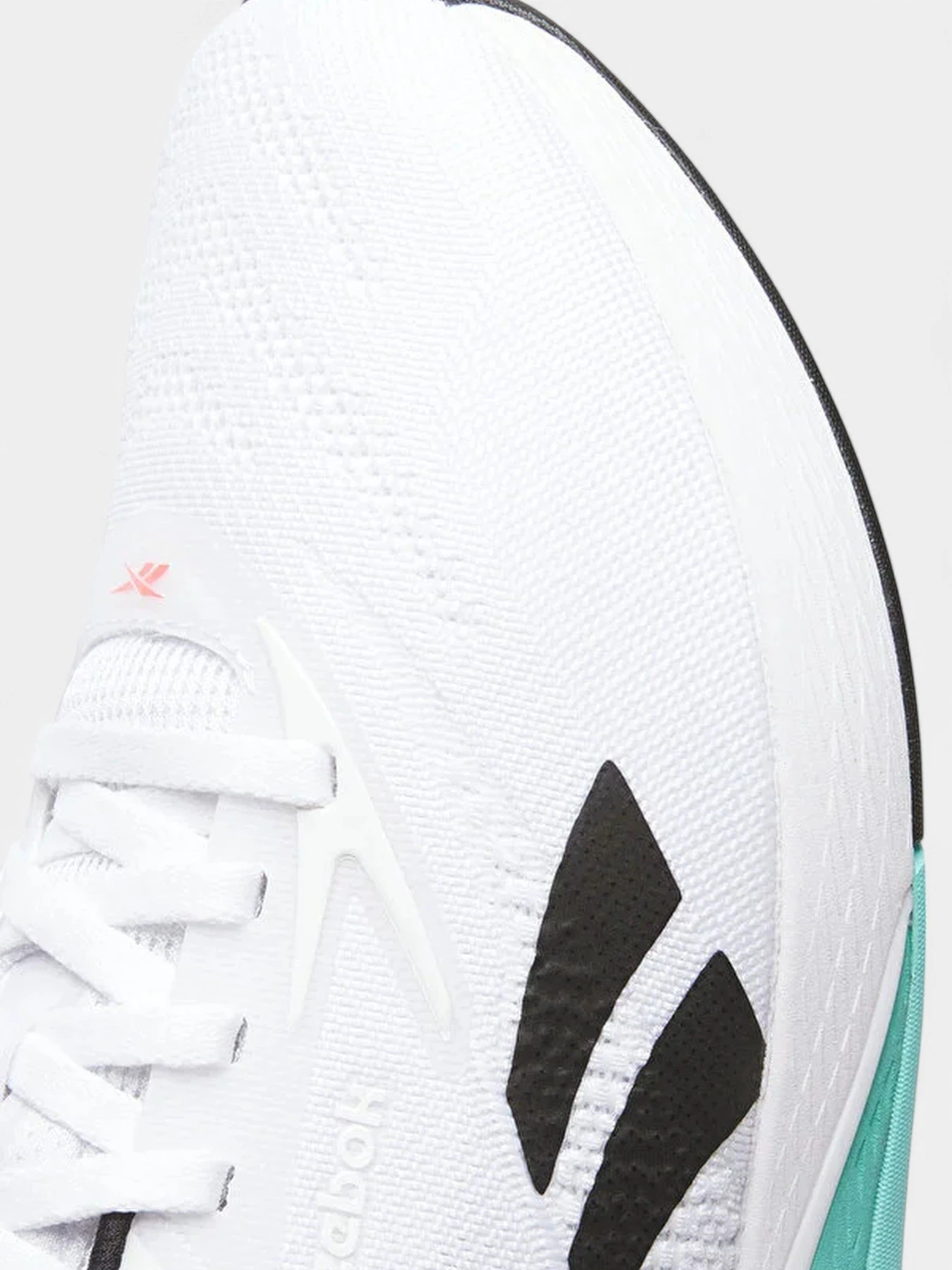 Кроссовки Reebok модель 102010391 Кроссовки Reebok модель 102010391 Фото