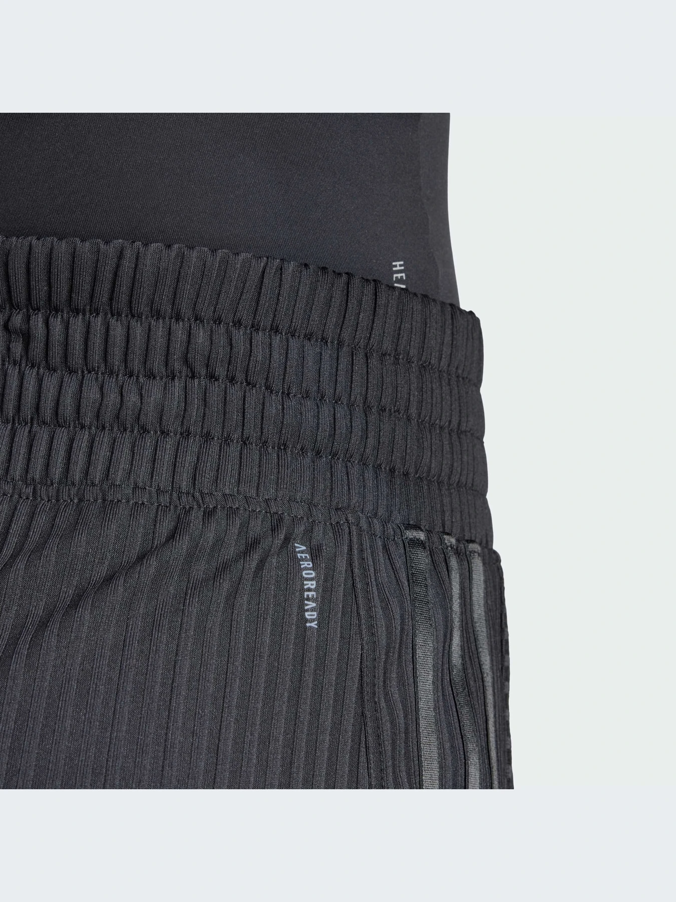 Шорты Adidas модель IK5455-KZ Шорты Adidas модель IK5455-KZ Фото