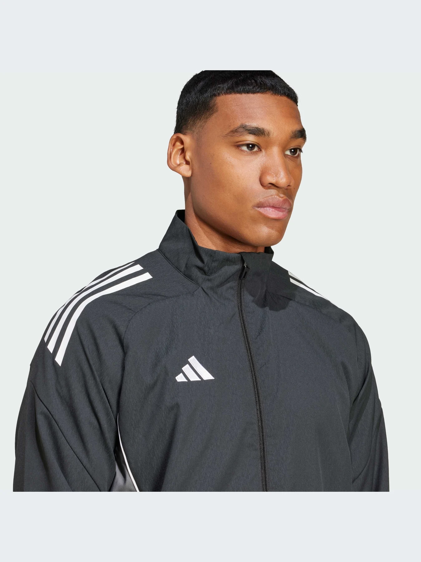 Куртки и дубленки Adidas Tiro модель IW0418-KZ Куртки и дубленки Adidas Tiro модель IW0418-KZ Фото