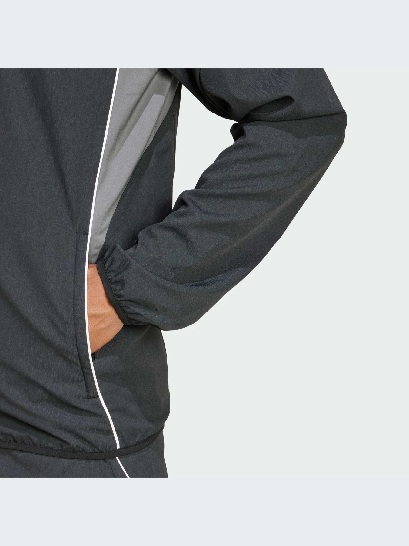Куртки и дубленки Adidas Tiro модель IW0418-KZ Куртки и дубленки Adidas Tiro модель IW0418-KZ Фото