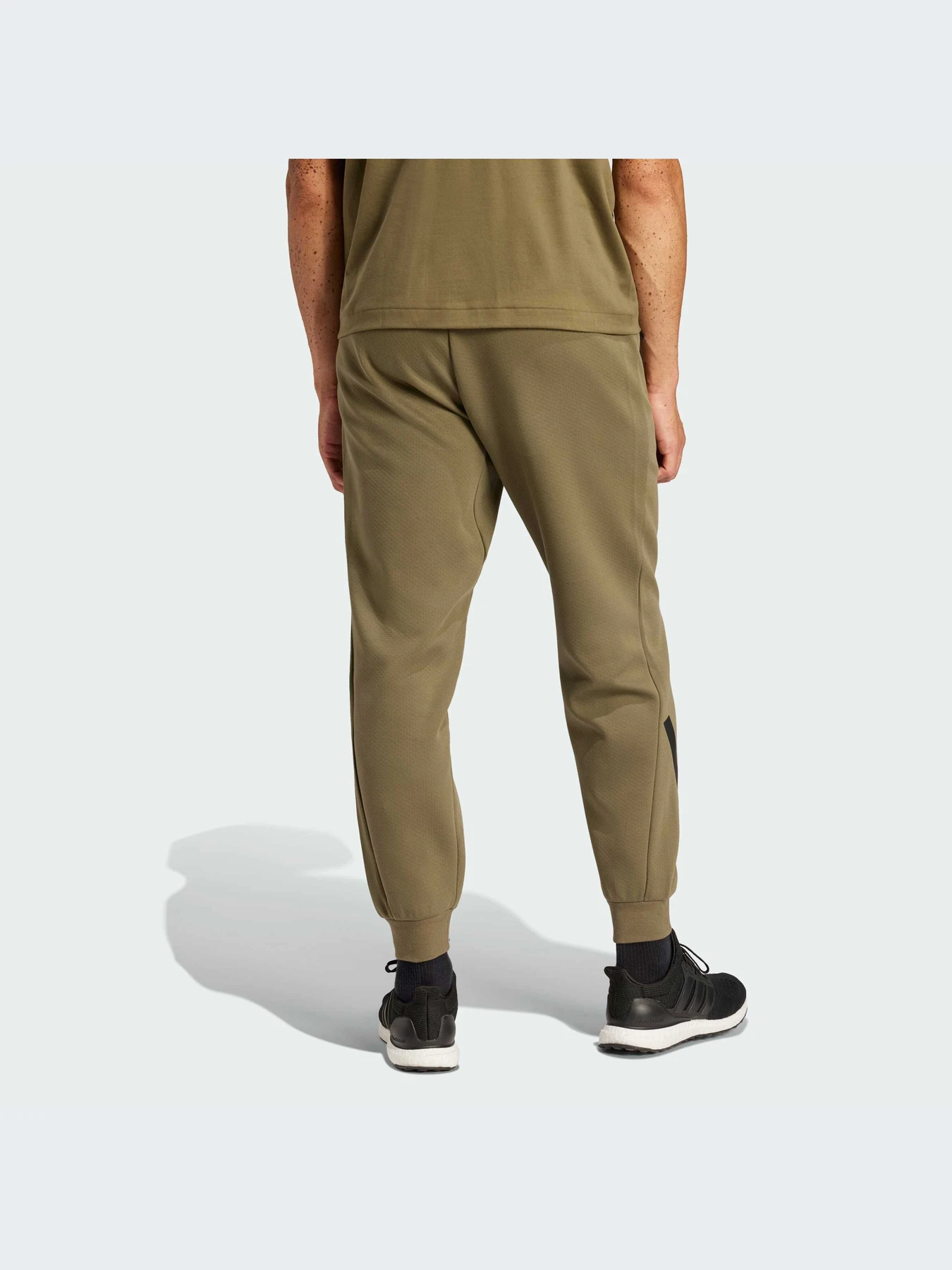 Брюки Adidas ZNE модель JC7915-KZ Брюки Adidas ZNE модель JC7915-KZ Фото