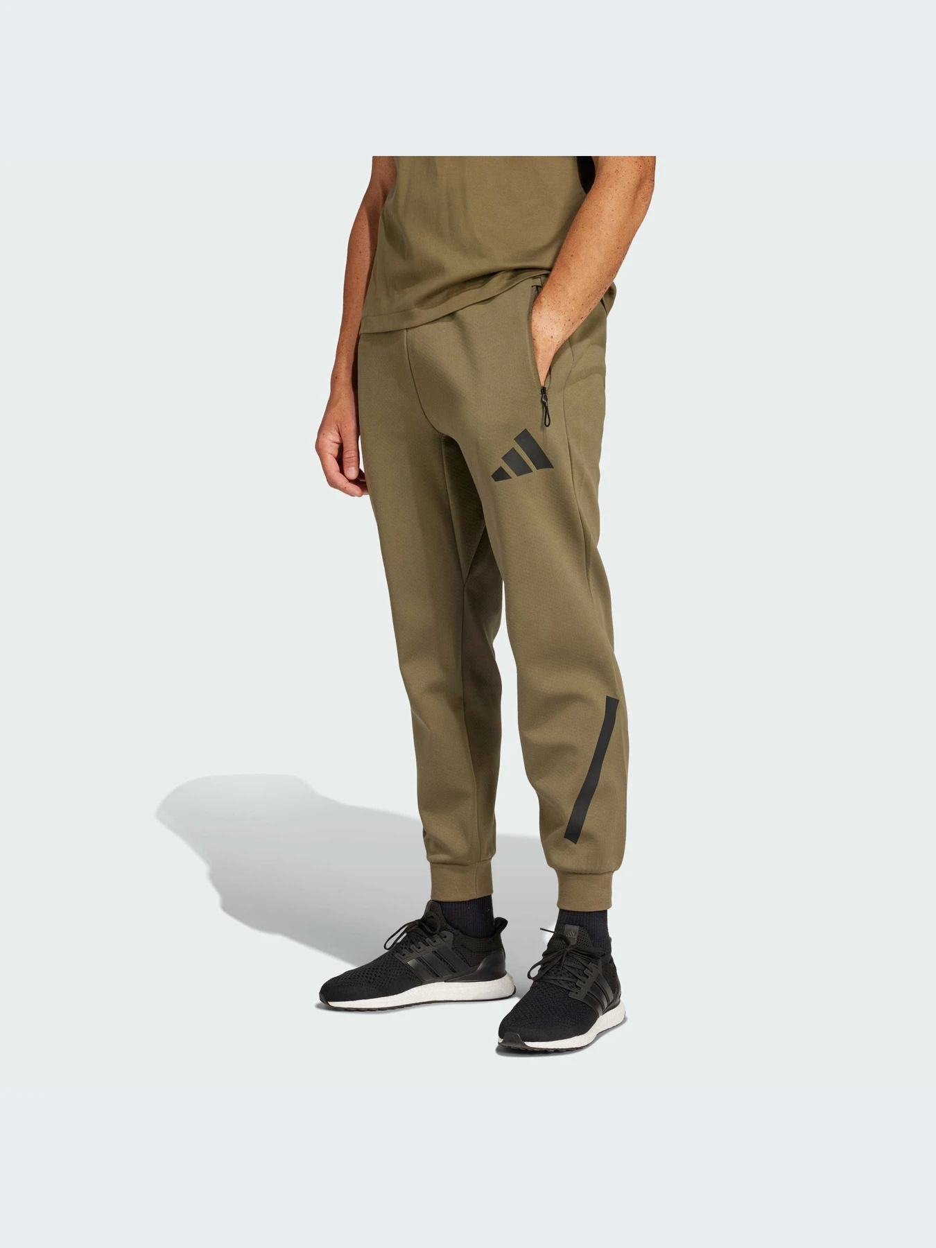 Брюки Adidas ZNE модель JC7915-KZ Брюки Adidas ZNE модель JC7915-KZ Фото