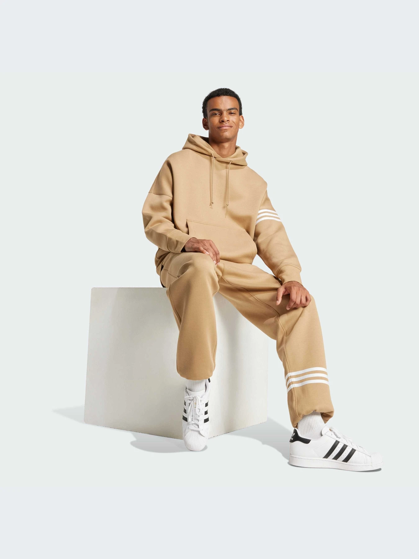Худи и свитшоты Adidas Adicolor модель JC9938-KZ Худи и свитшоты Adidas Adicolor модель JC9938-KZ Фото