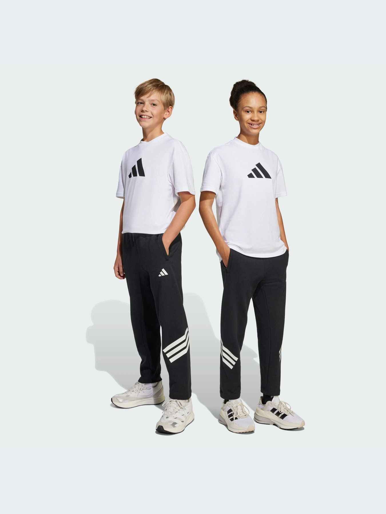 Брюки Adidas модель JJ4808-KZ Брюки Adidas модель JJ4808-KZ Фото