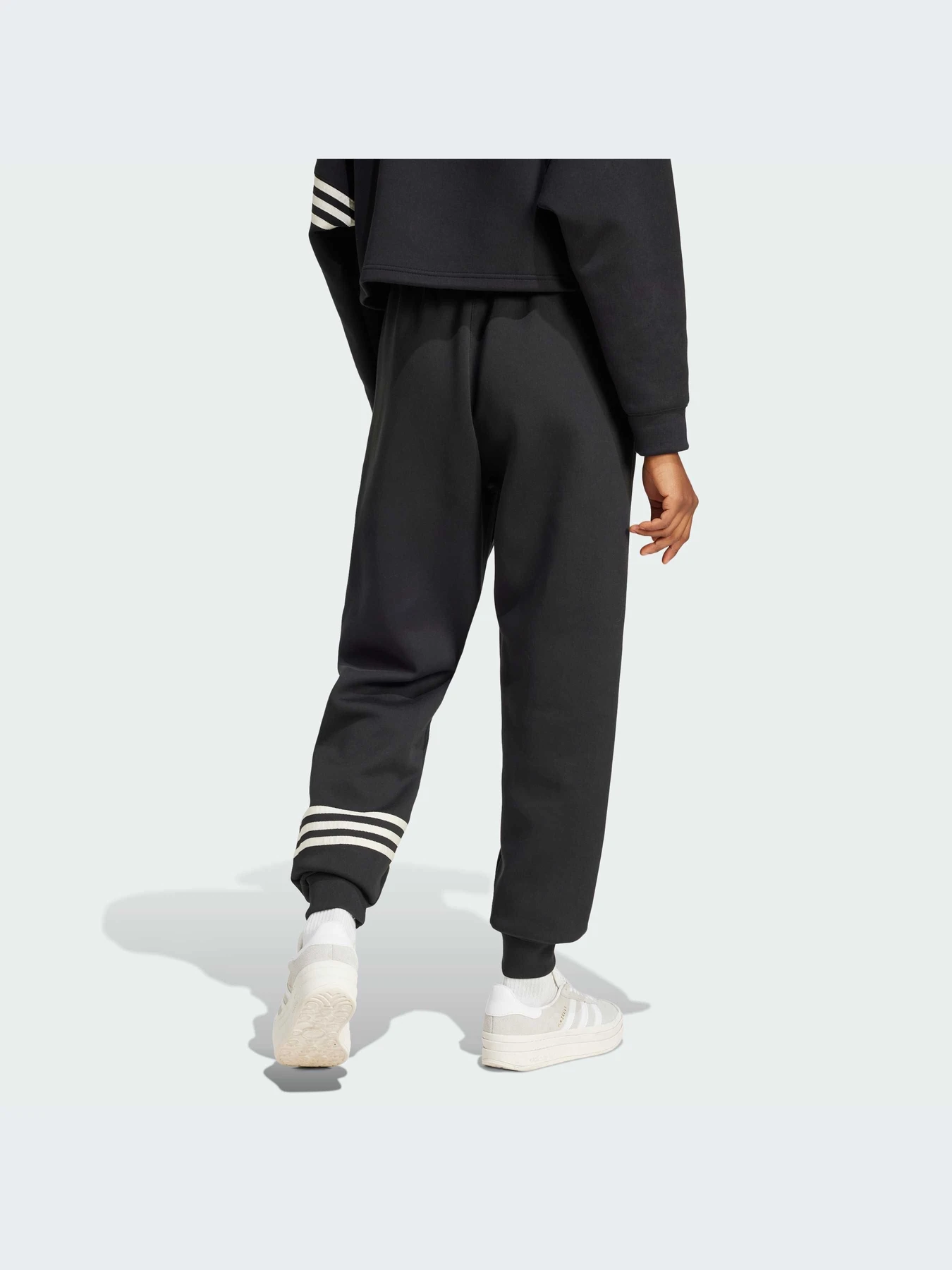 Брюки Adidas модель JI8505-KZ Брюки Adidas модель JI8505-KZ Фото
