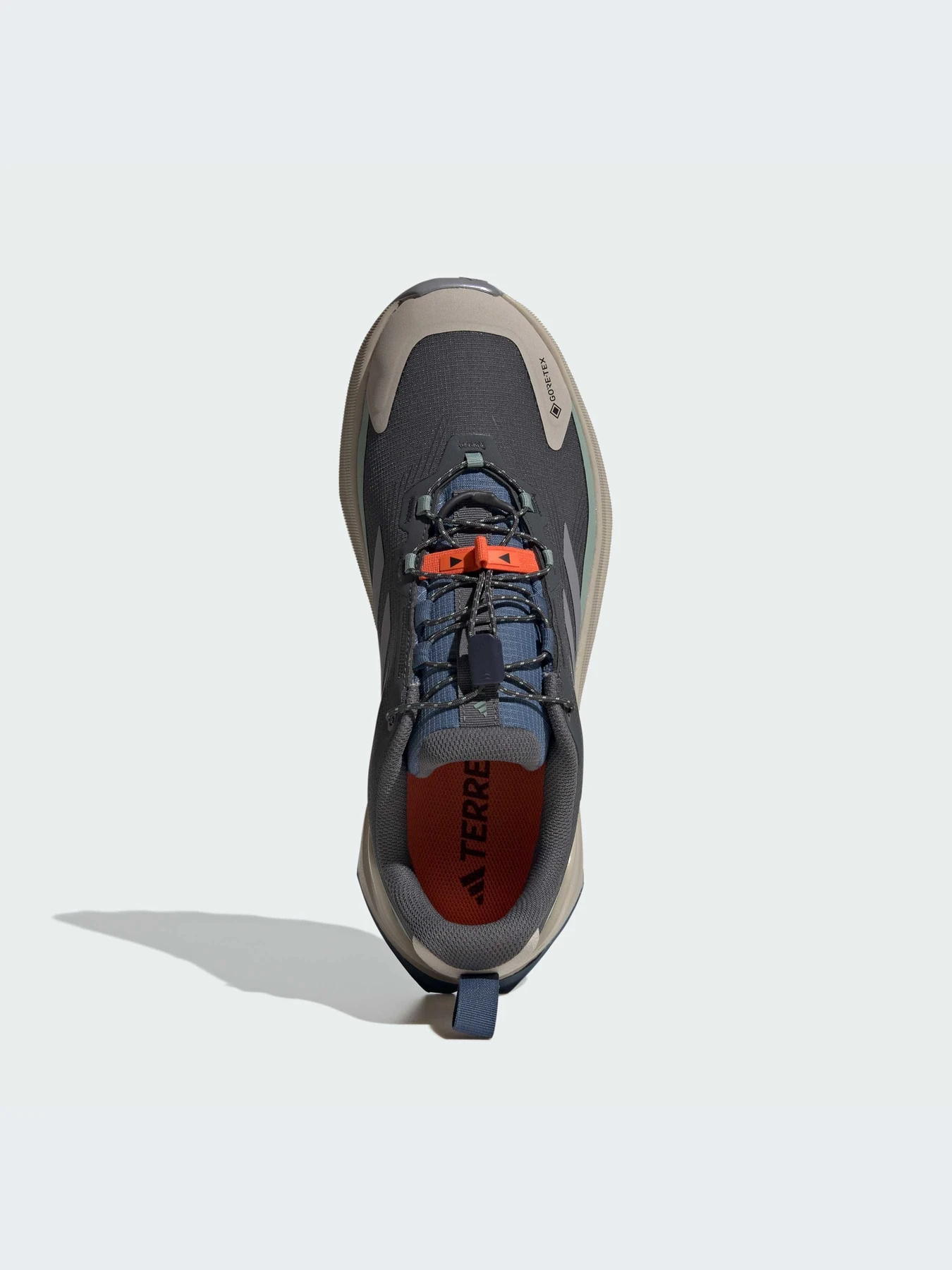 Кроссовки Adidas модель JP5240-KZ Кроссовки Adidas модель JP5240-KZ Фото
