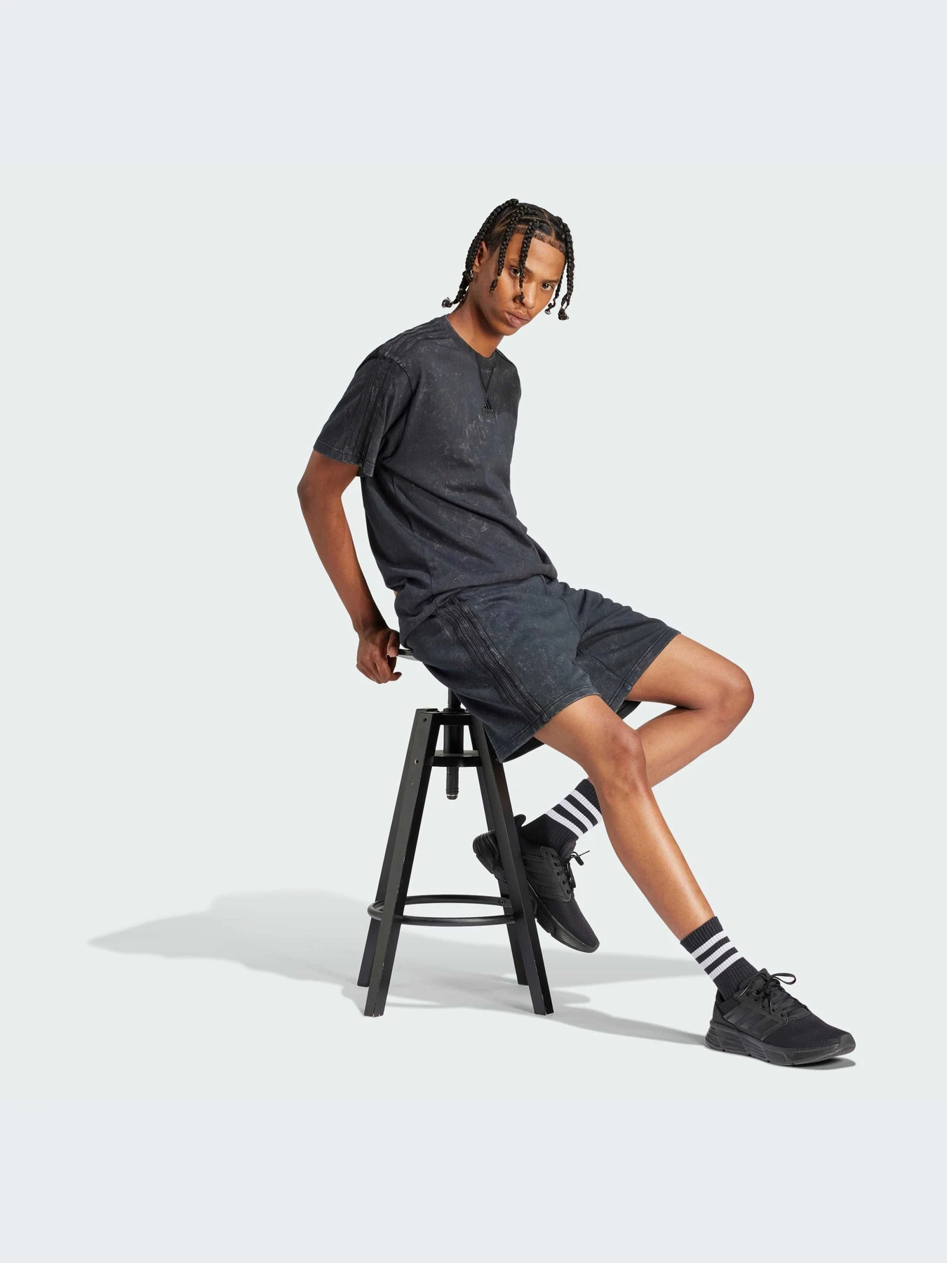 Шорты Adidas модель IN3164-KZ Шорты Adidas модель IN3164-KZ Фото
