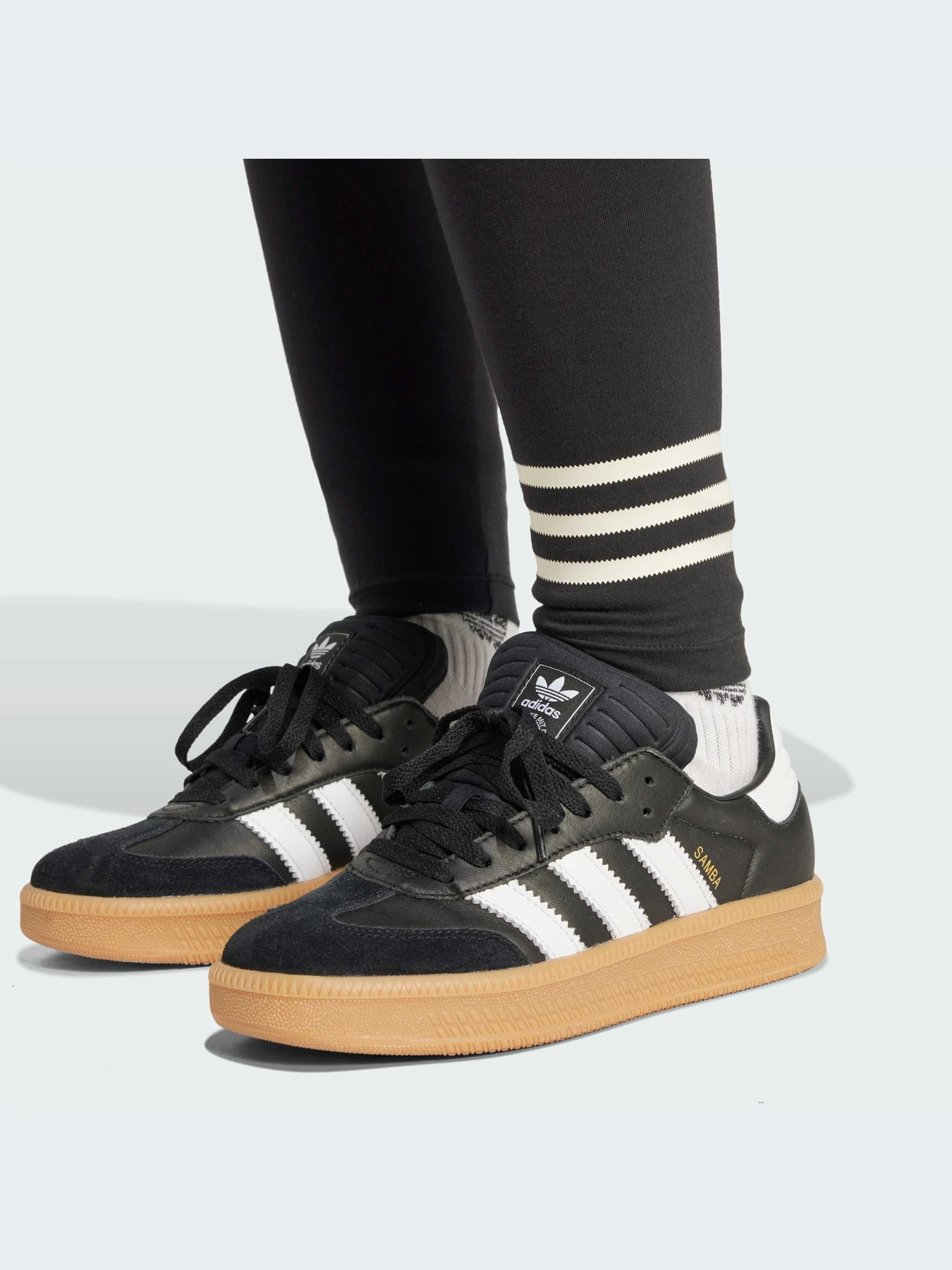 Брюки Adidas Adicolor модель JI8490-KZ Брюки Adidas Adicolor модель JI8490-KZ Фото