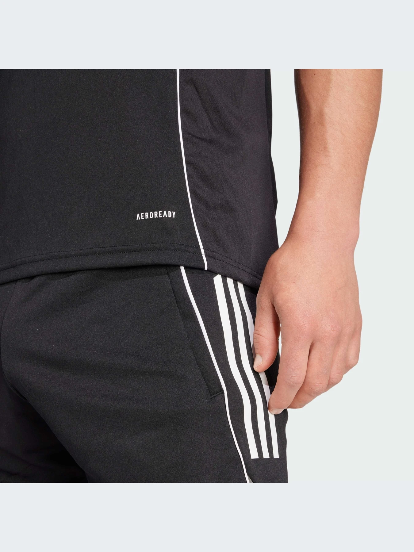 Футболки и поло Adidas Tiro модель JJ1518-KZ Футболки и поло Adidas Tiro модель JJ1518-KZ Фото