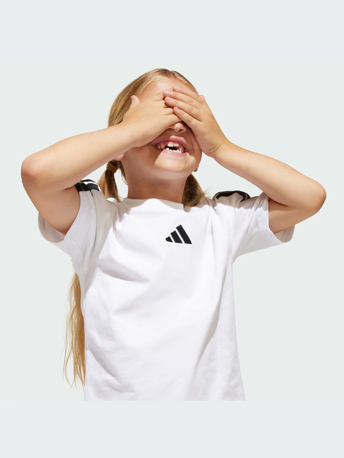 Костюмы Adidas модель JE1401-KZ Костюмы Adidas модель JE1401-KZ Фото