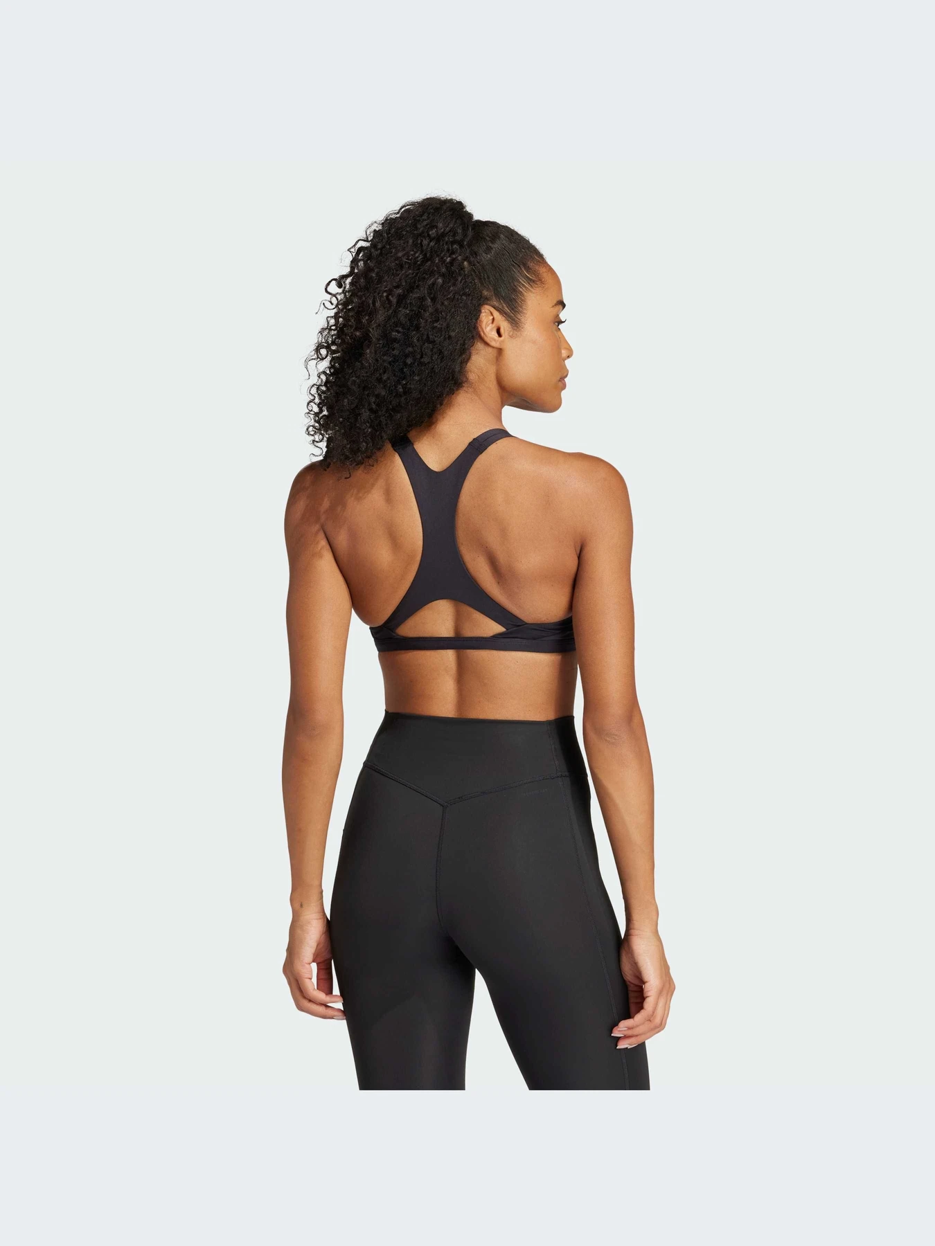 Футболки и поло Adidas модель IW8670-KZ Футболки и поло Adidas модель IW8670-KZ Фото
