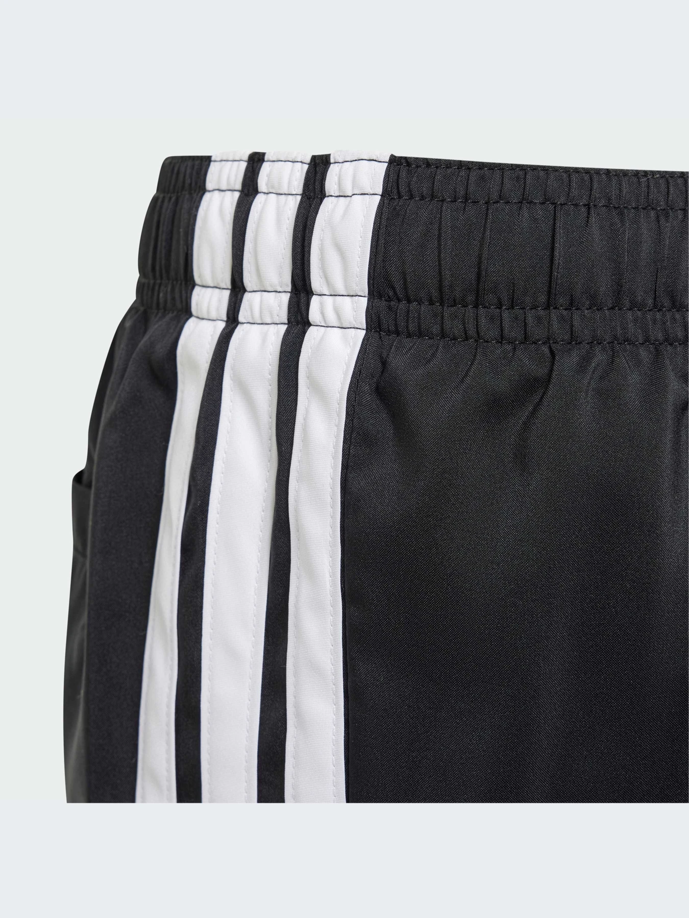 Одежда для пляжа Adidas 3 Stripes модель JD8013-KZ Одежда для пляжа Adidas 3 Stripes модель JD8013-KZ Фото