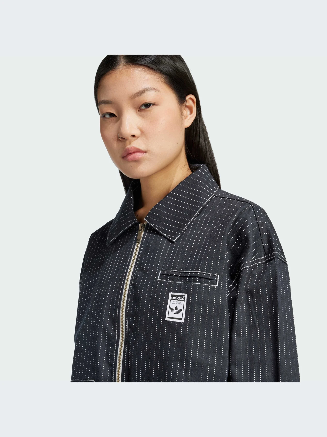 Куртки и дубленки Adidas Graphics модель JJ3141-KZ Куртки и дубленки Adidas Graphics модель JJ3141-KZ Фото