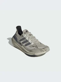 Кроссовки Adidas Ultraboost модель IE5978-KZ Фото