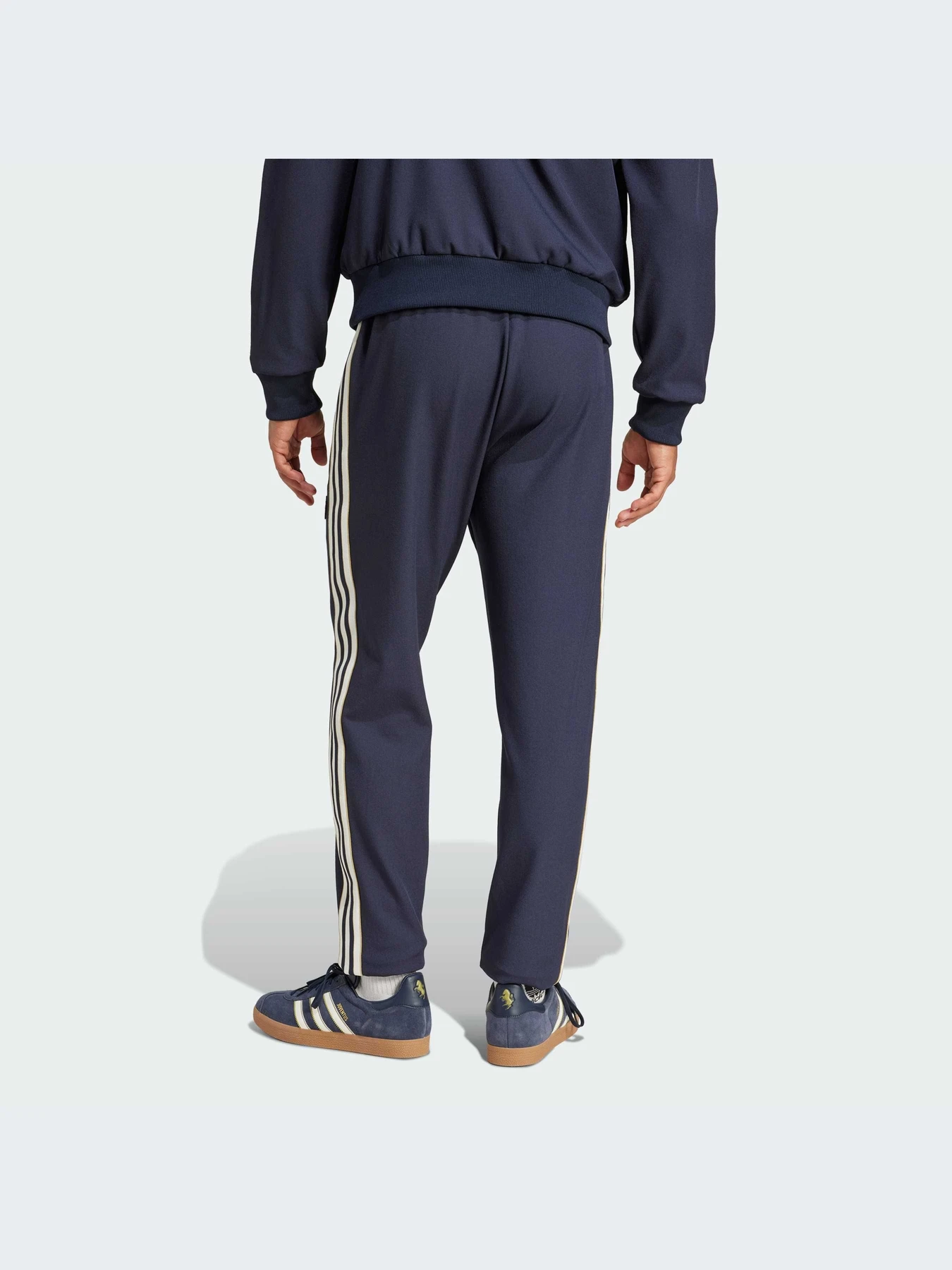 Брюки Adidas модель JF0457-KZ Брюки Adidas модель JF0457-KZ Фото
