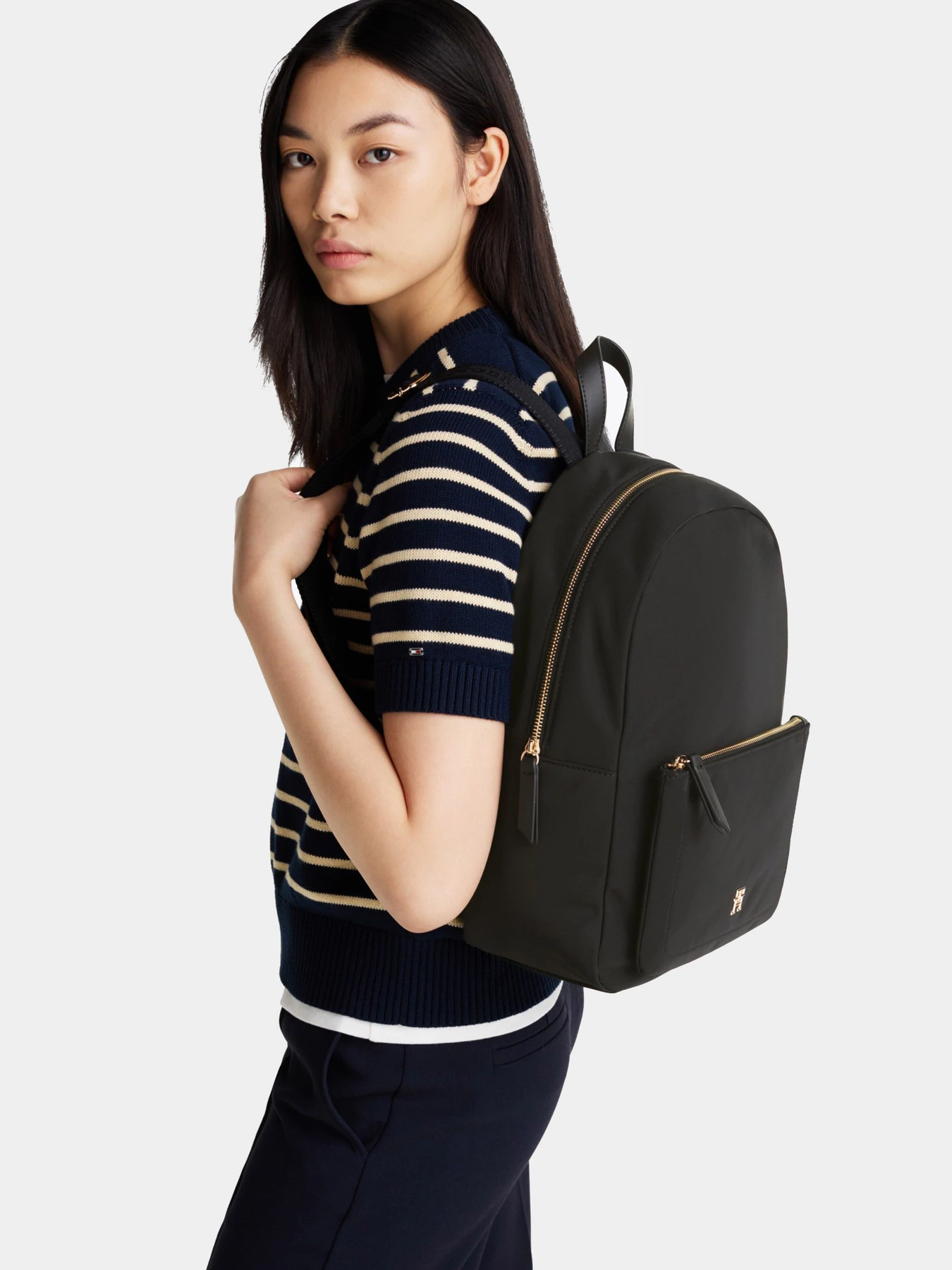 Рюкзаки Tommy Hilfiger модель AW0AW16871-BDS Рюкзаки Tommy Hilfiger модель AW0AW16871-BDS Фото