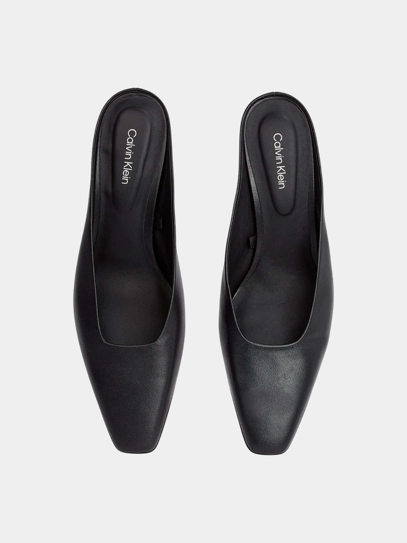 Шлёпанцы Calvin Klein модель HW0HW02332-BEH Шлёпанцы Calvin Klein модель HW0HW02332-BEH Фото