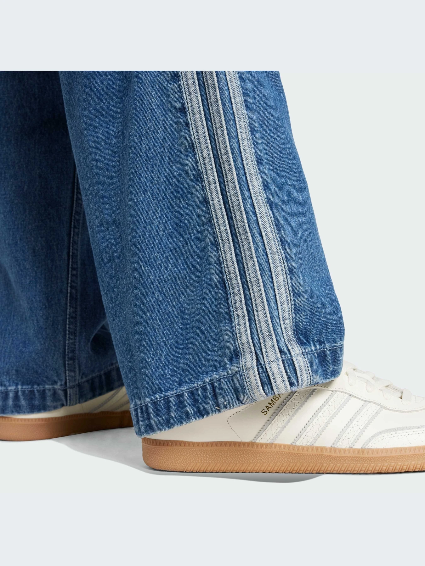 Брюки Adidas Adicolor модель JC6234-KZ Брюки Adidas Adicolor модель JC6234-KZ Фото