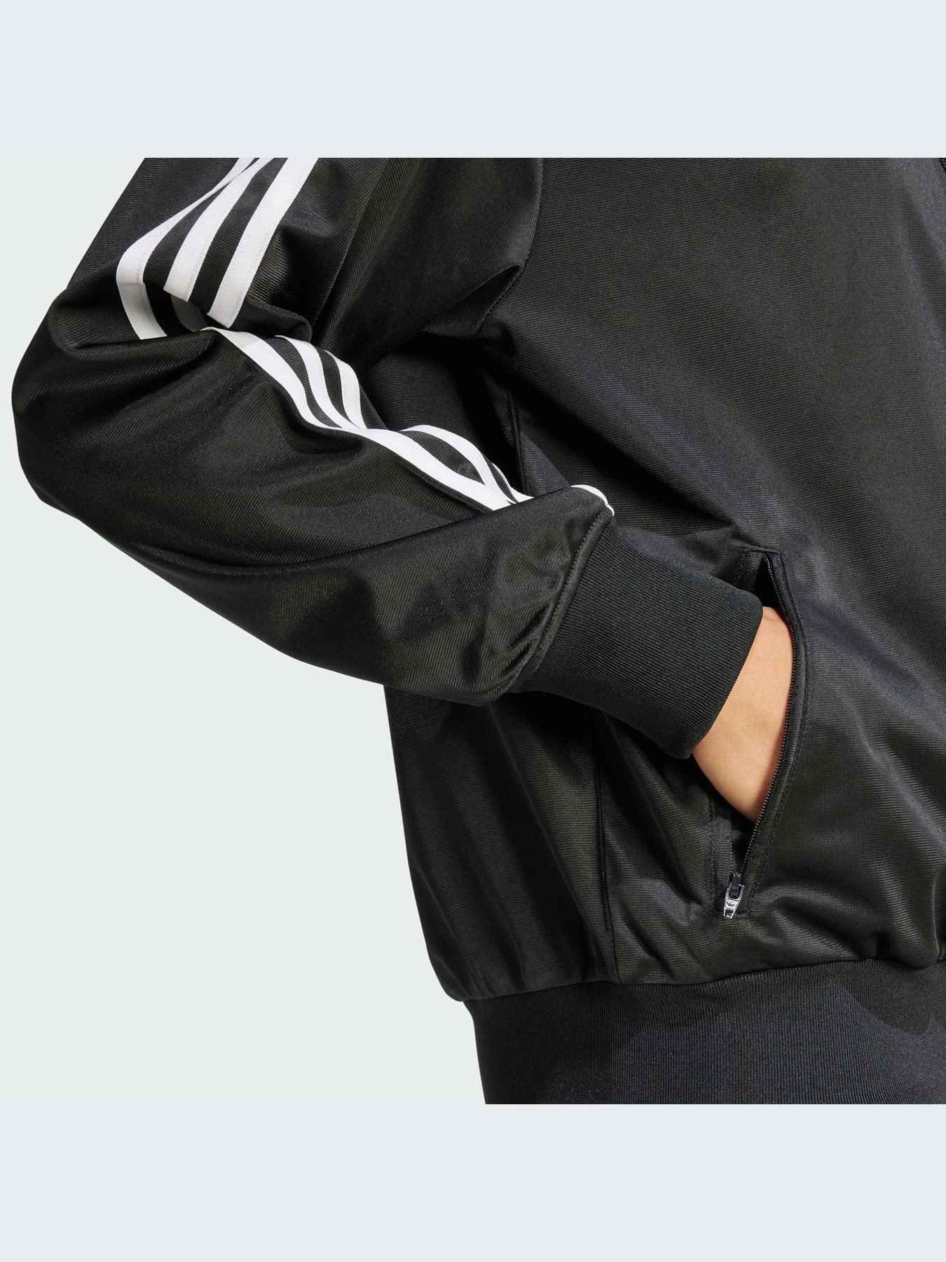 Худи и свитшоты Adidas модель JC8251-KZ Худи и свитшоты Adidas модель JC8251-KZ Фото