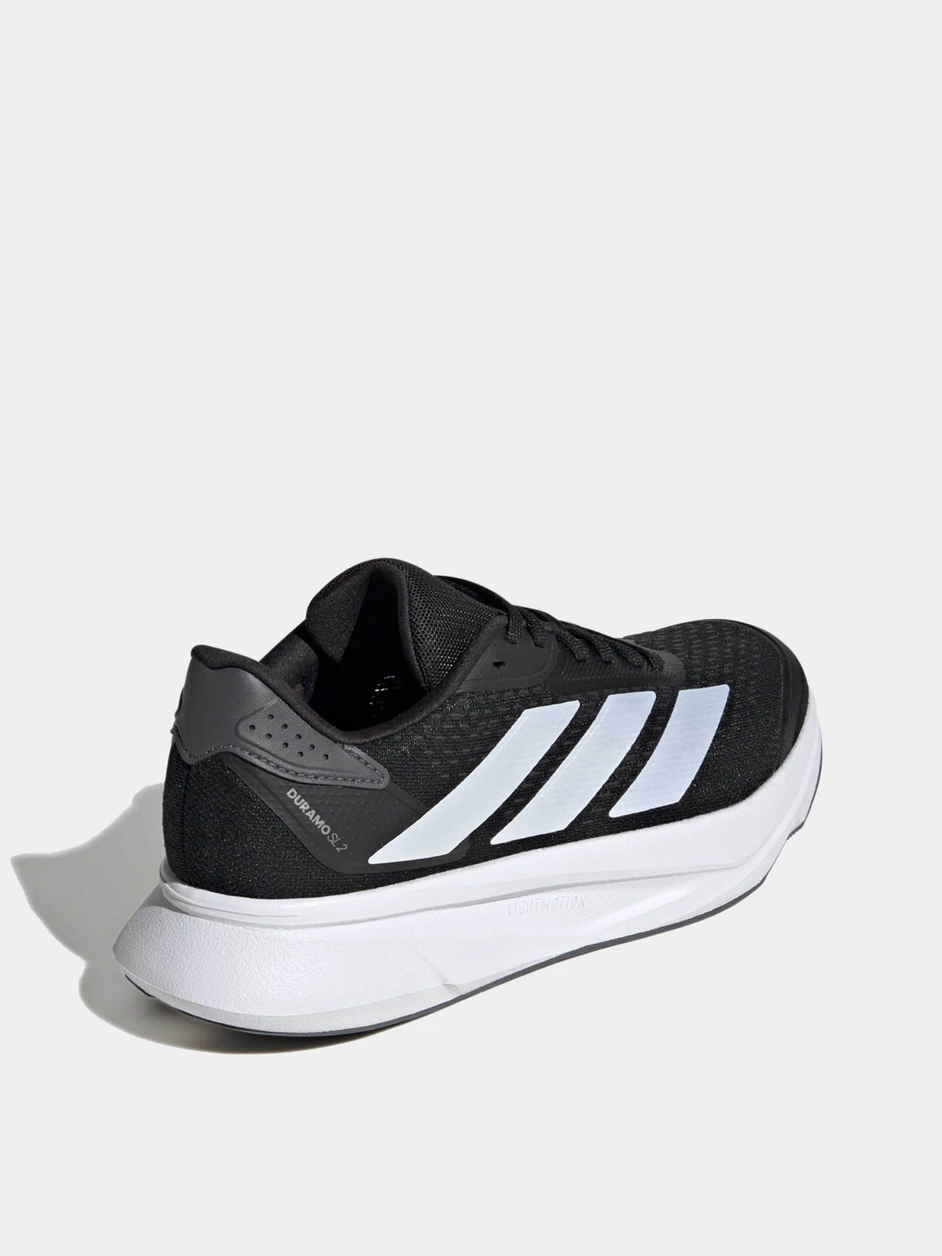 Кроссовки Adidas модель IH8225 Кроссовки Adidas модель IH8225 Фото