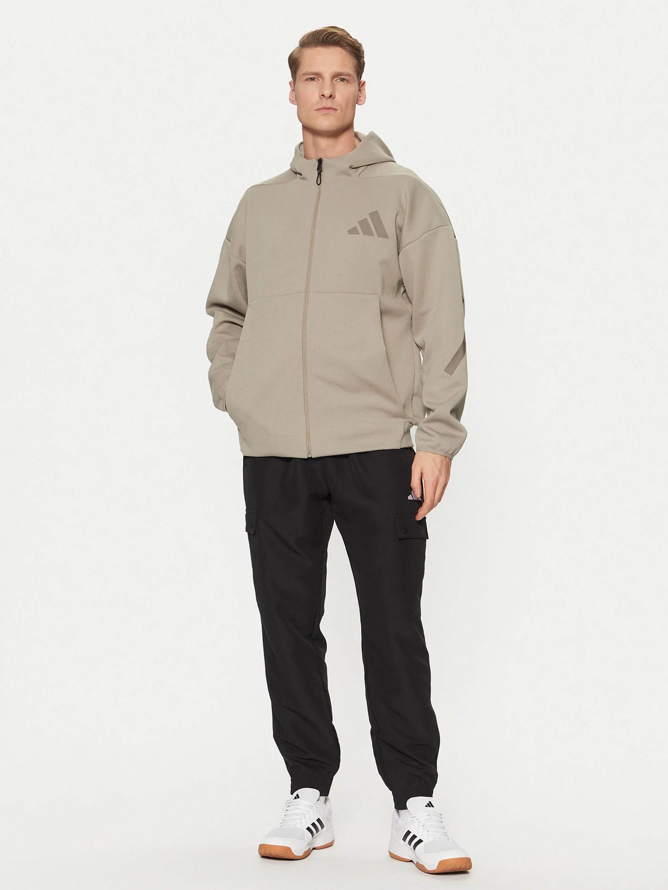Худи и свитшоты Adidas модель JC5495 Худи и свитшоты Adidas модель JC5495 Фото