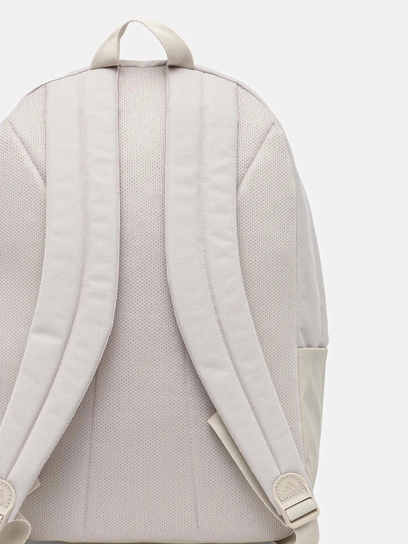 Рюкзаки Adidas модель IS7047 Рюкзаки Adidas модель IS7047 Фото